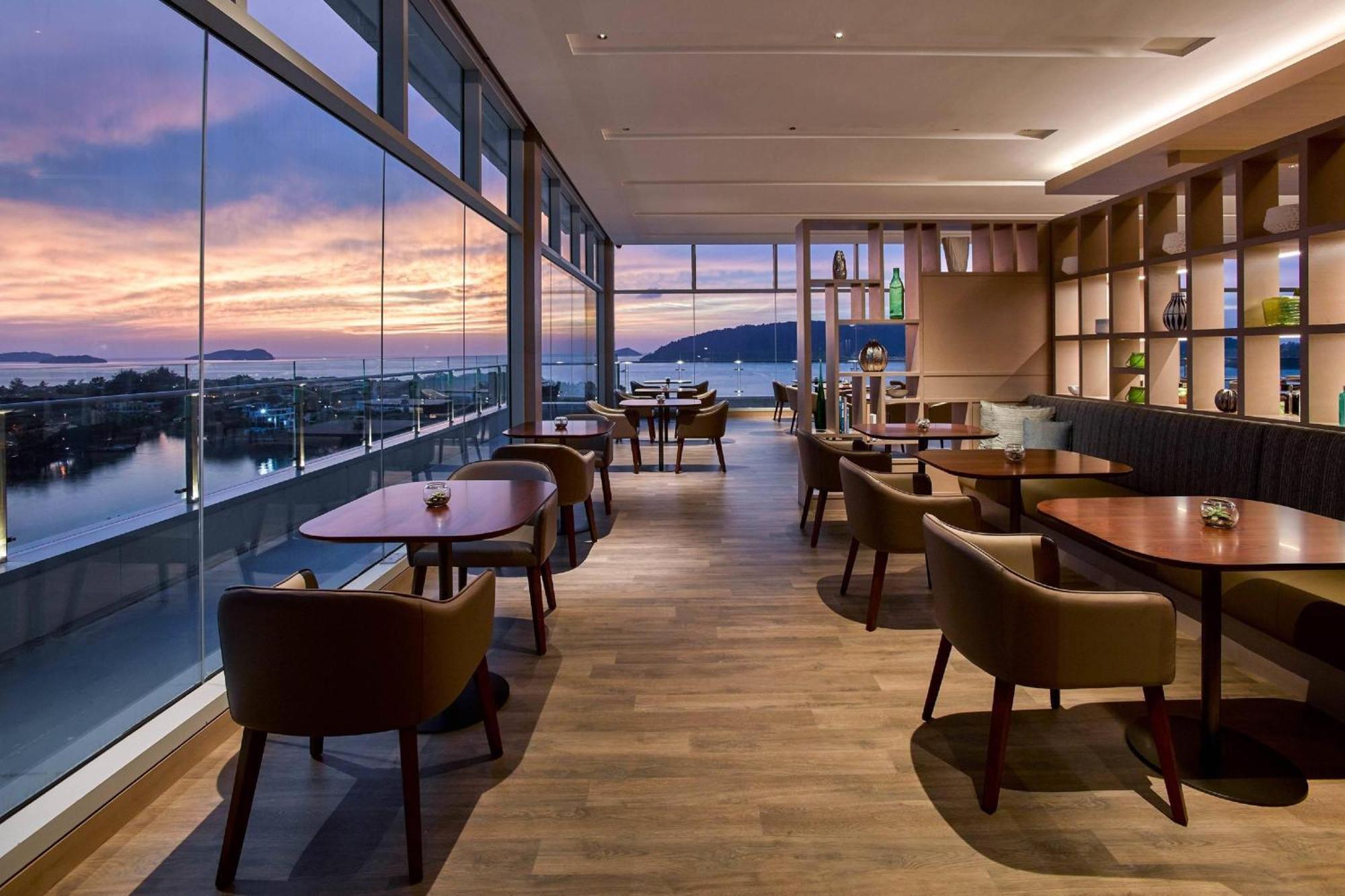 Executive Club King Room