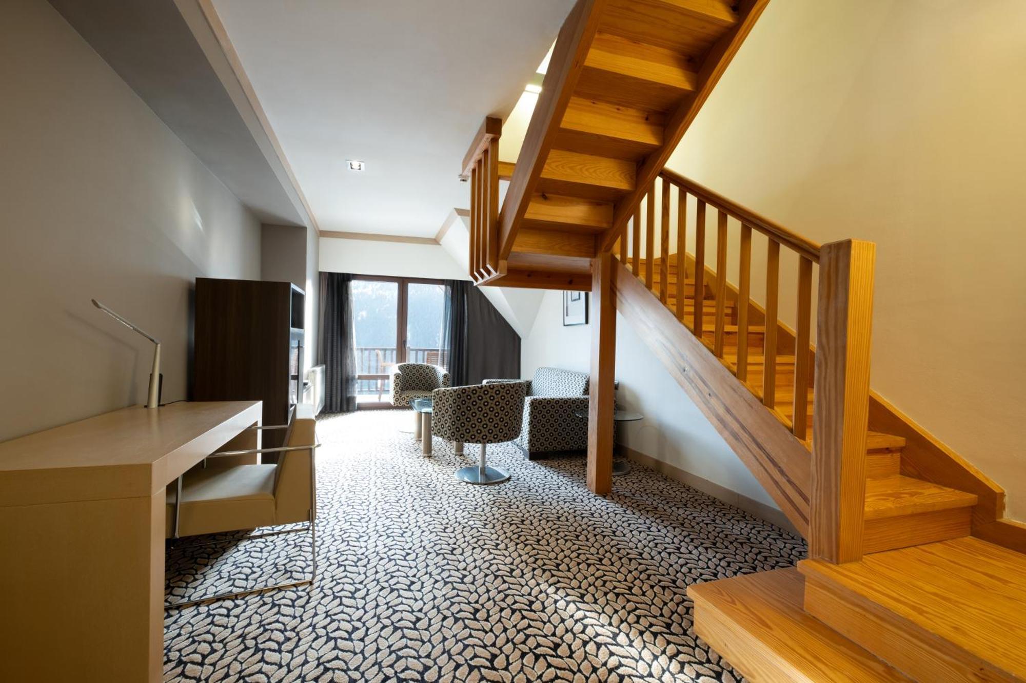 Duplex Junior Suite Mountain View
