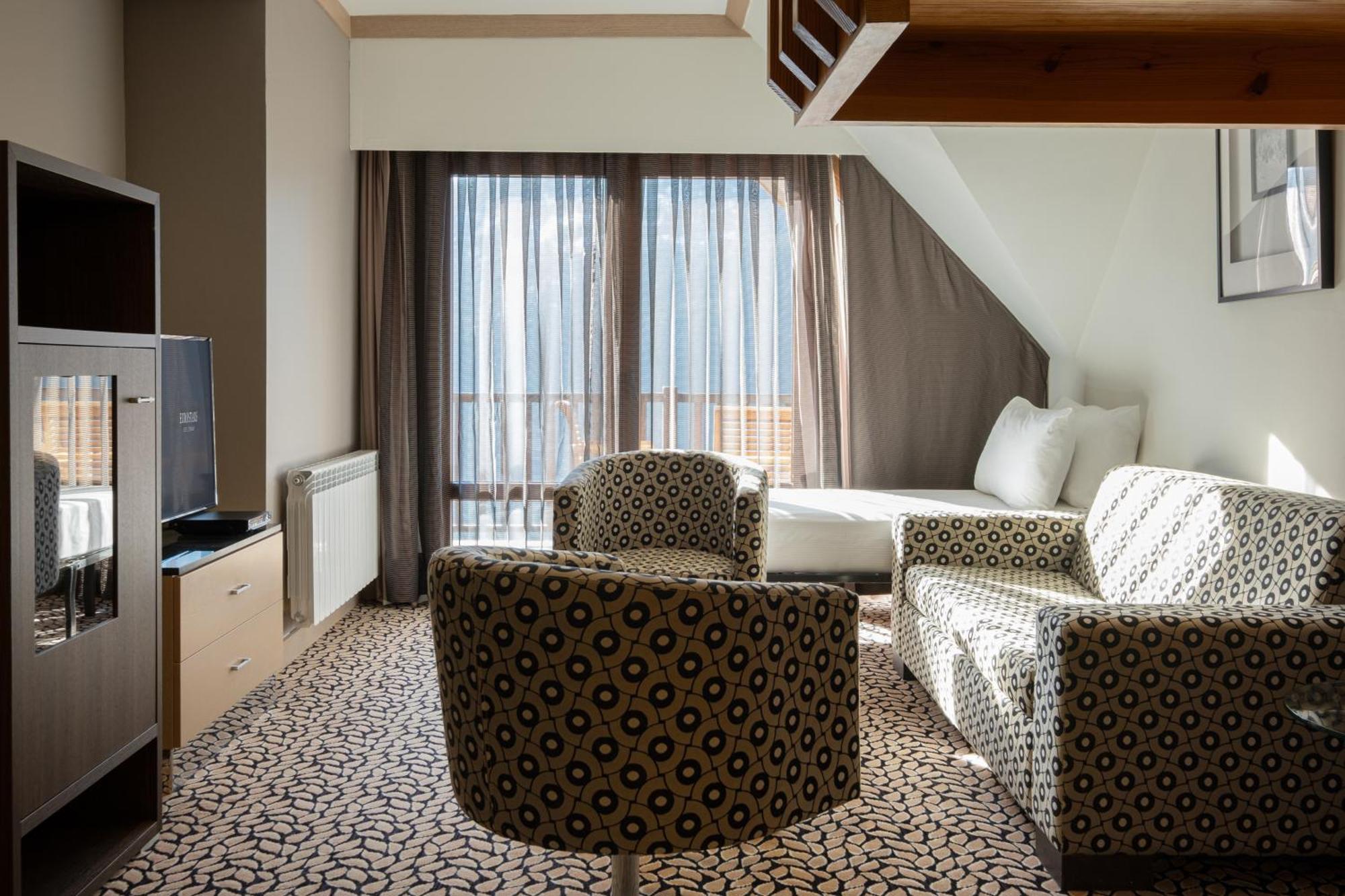 Duplex Junior Suite Mountain View