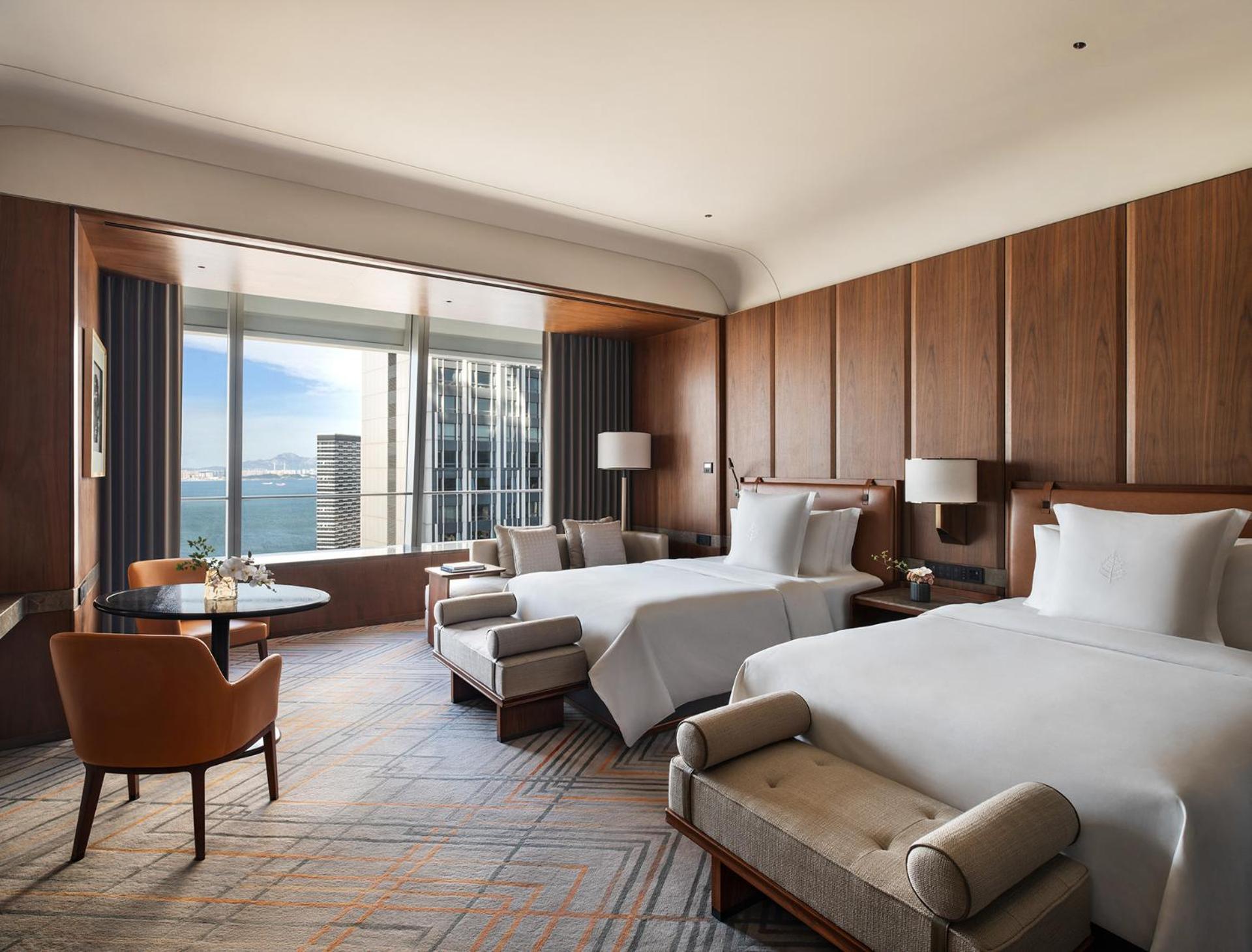Deluxe Ocean View Room Twins