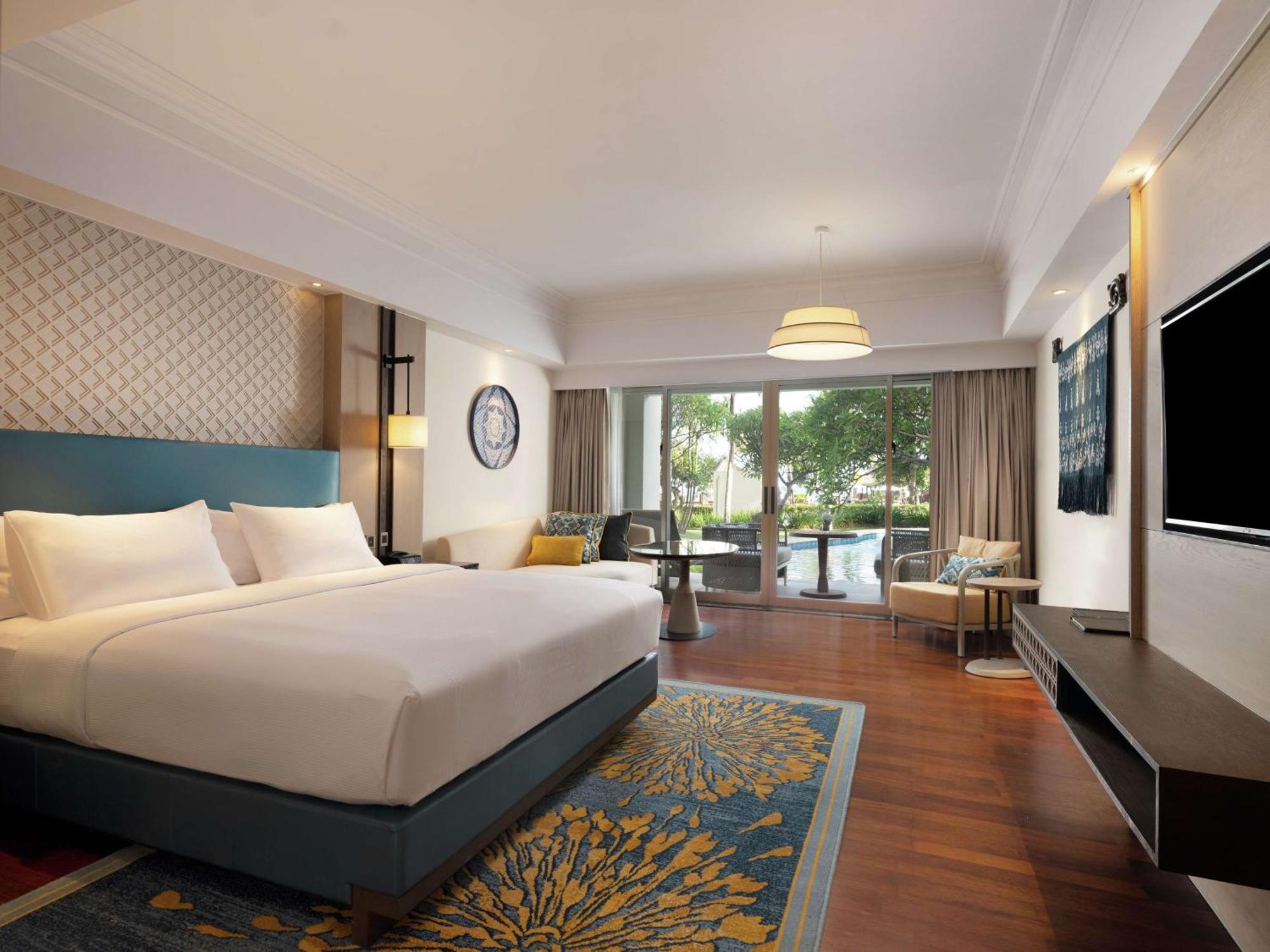 Executive King Room Lagoon Access,1637709907:JPEG