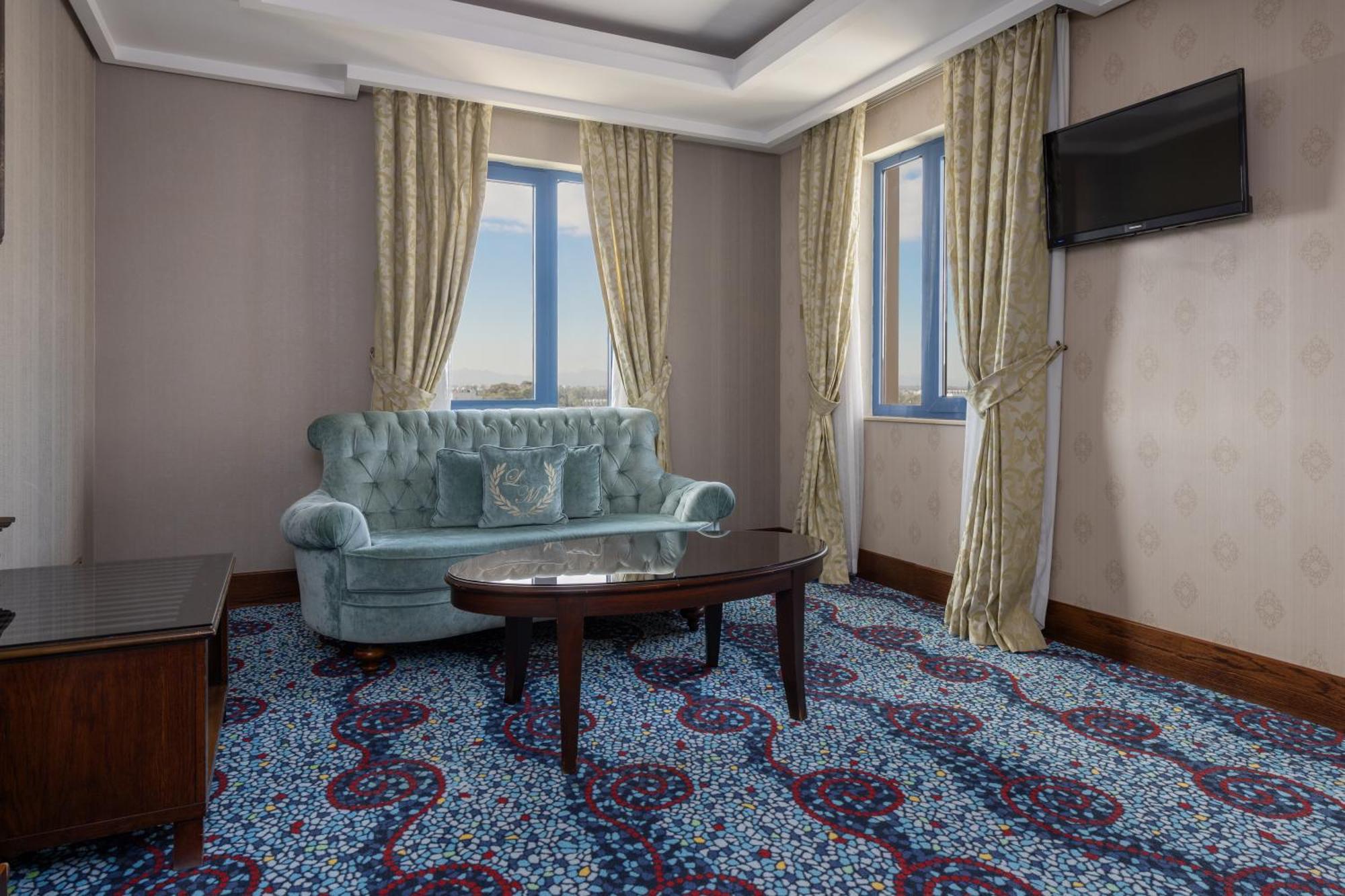Suite