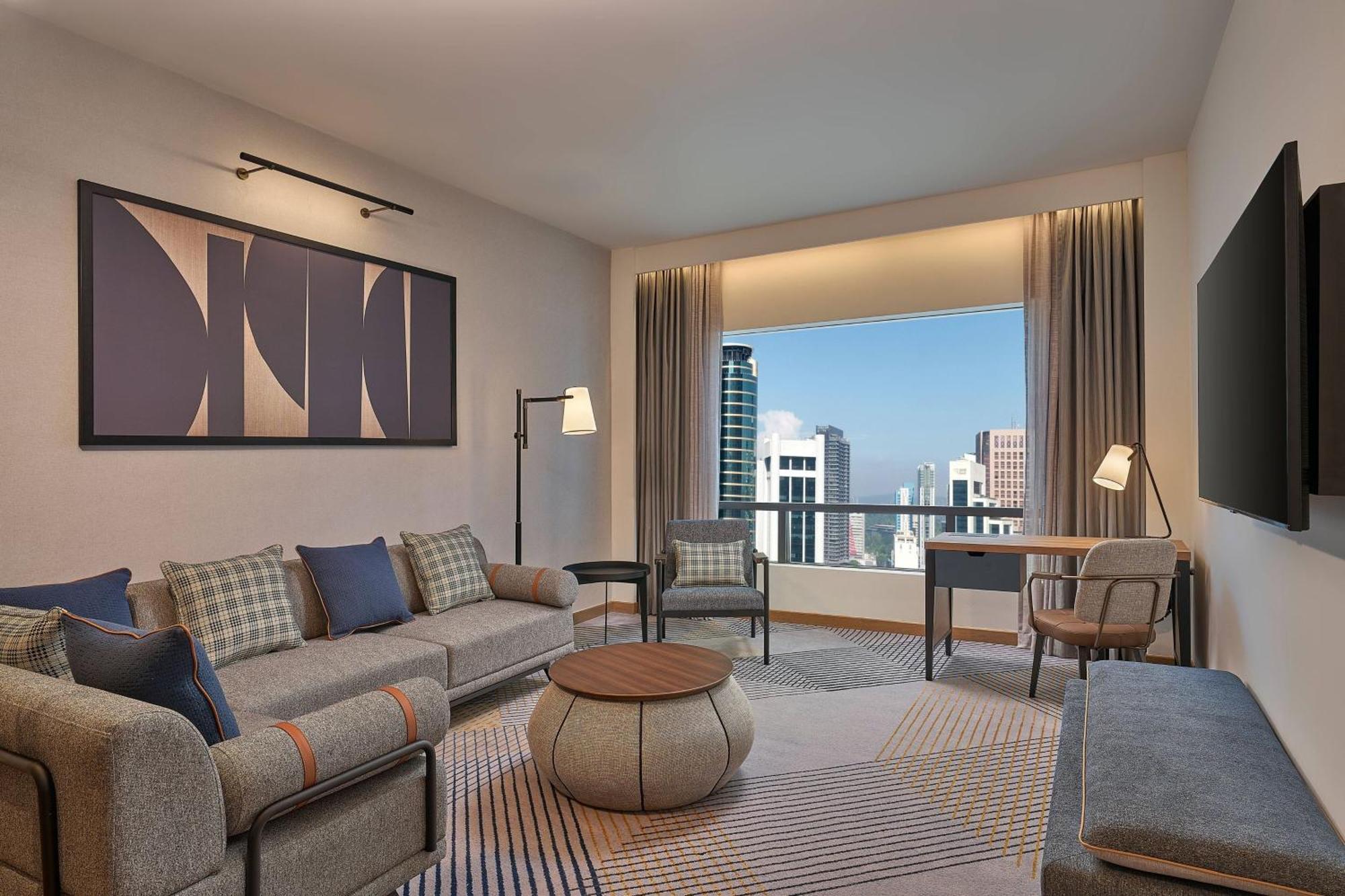 Executive King Suite City View