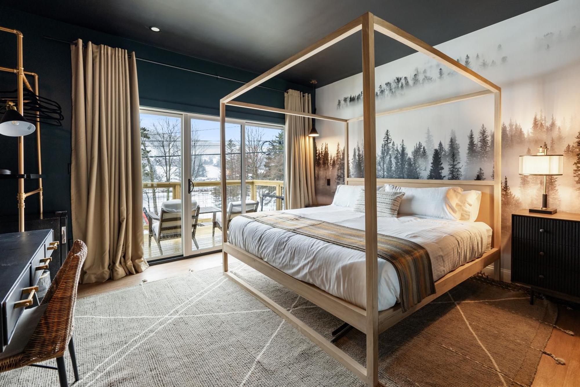 King Room with Balcony