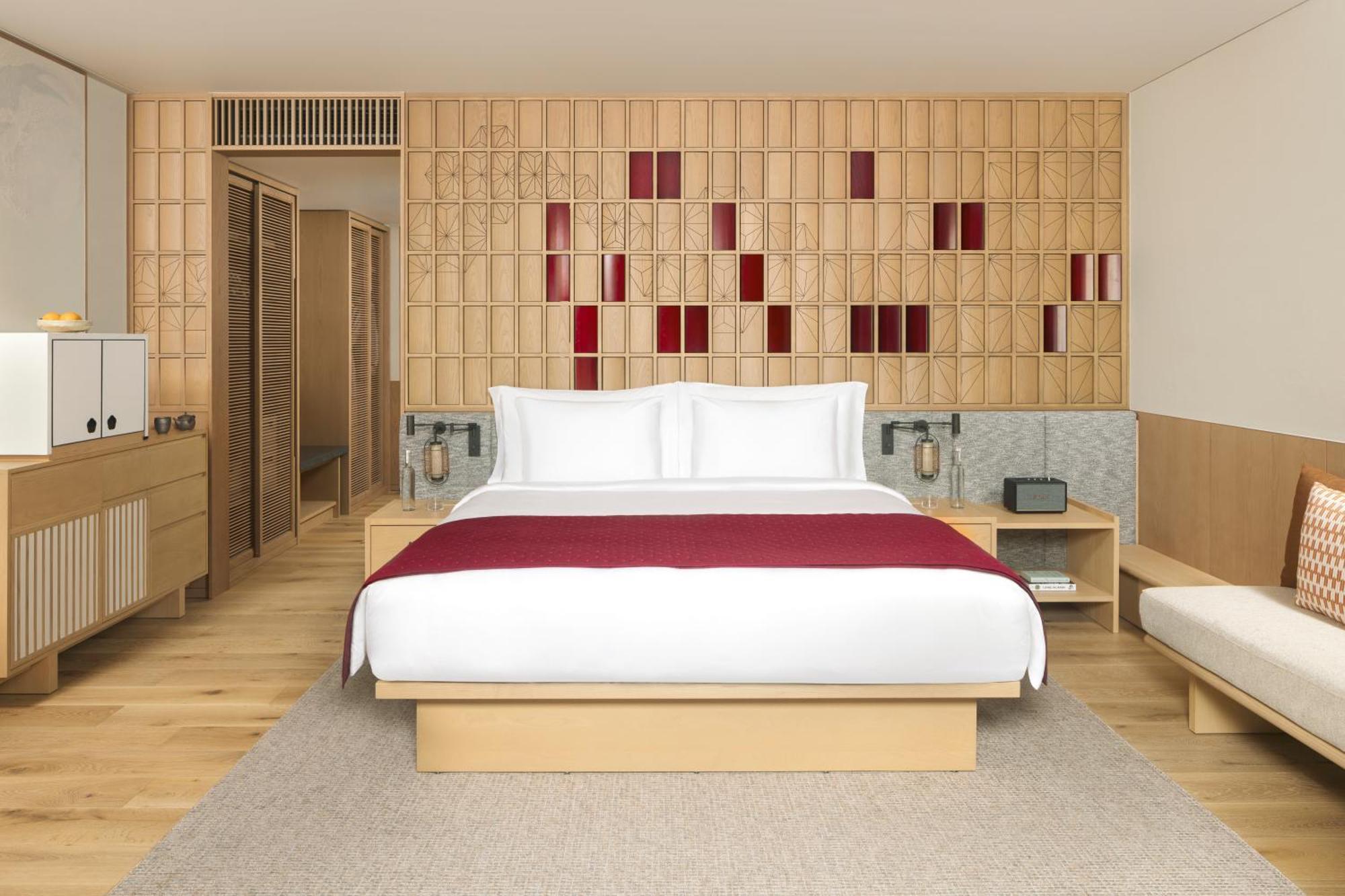 Superior King Room