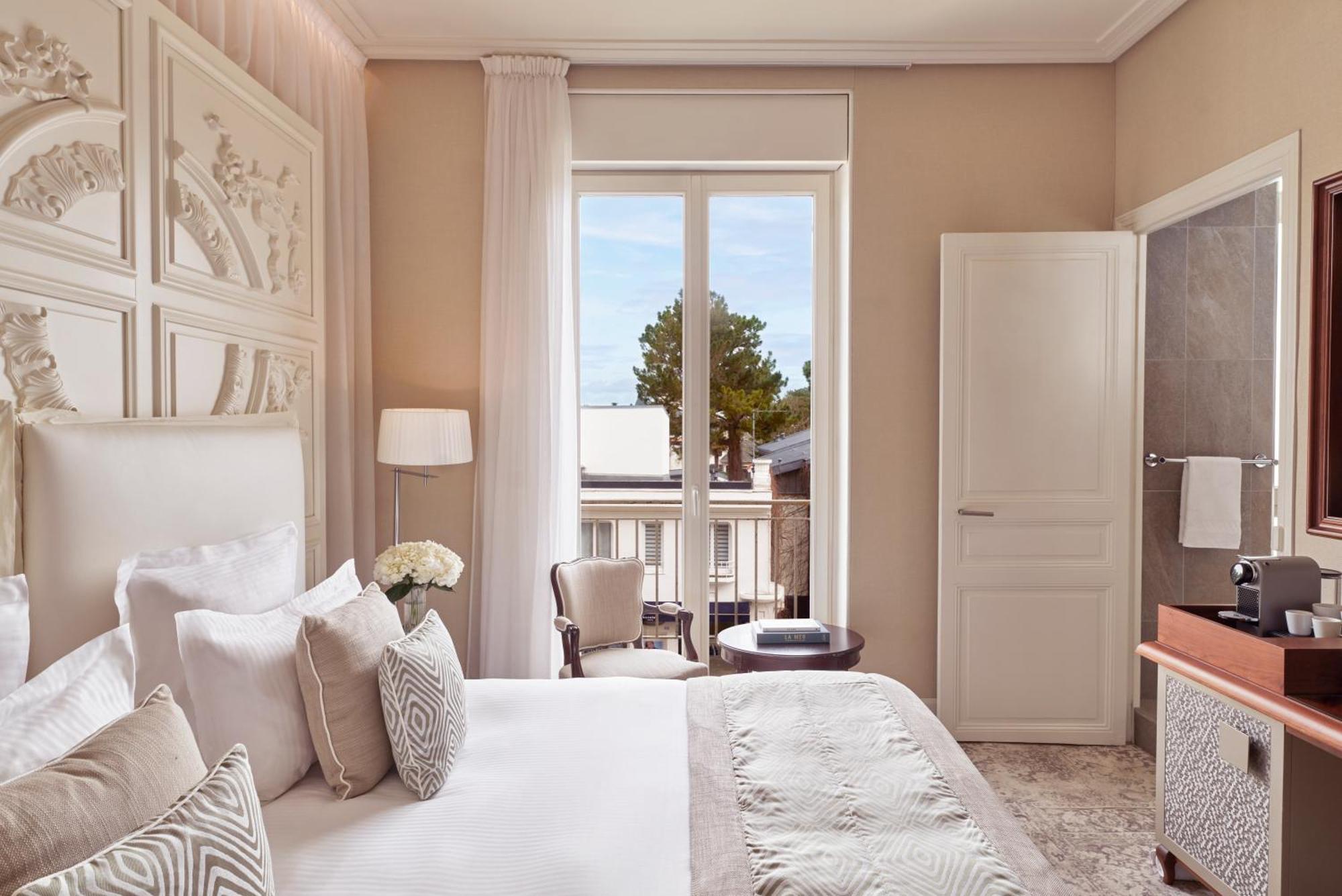 Superior Double Room,1639550753:JPEG