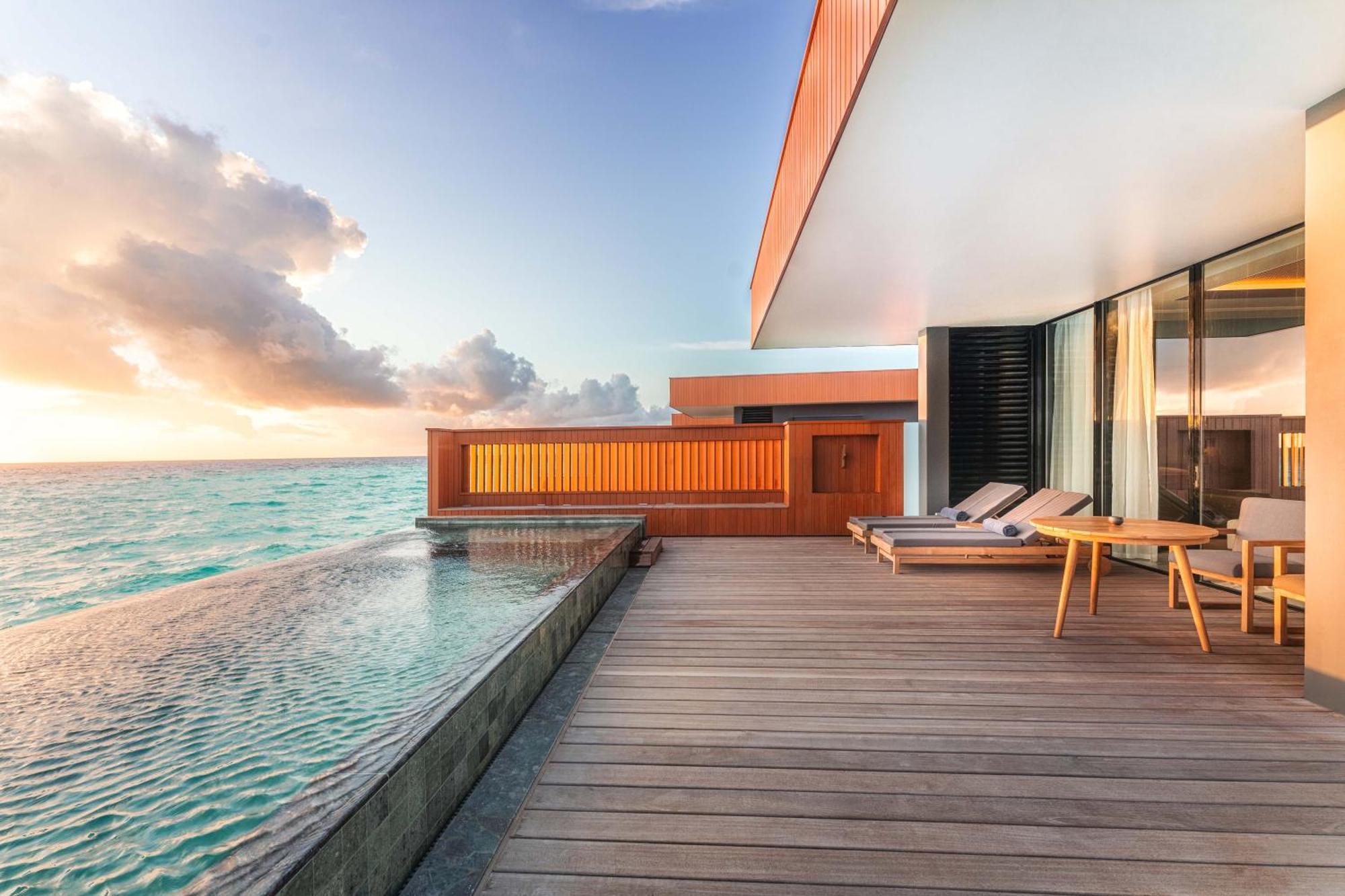 Villa con Piscina e Vista Oceano e Tramonto