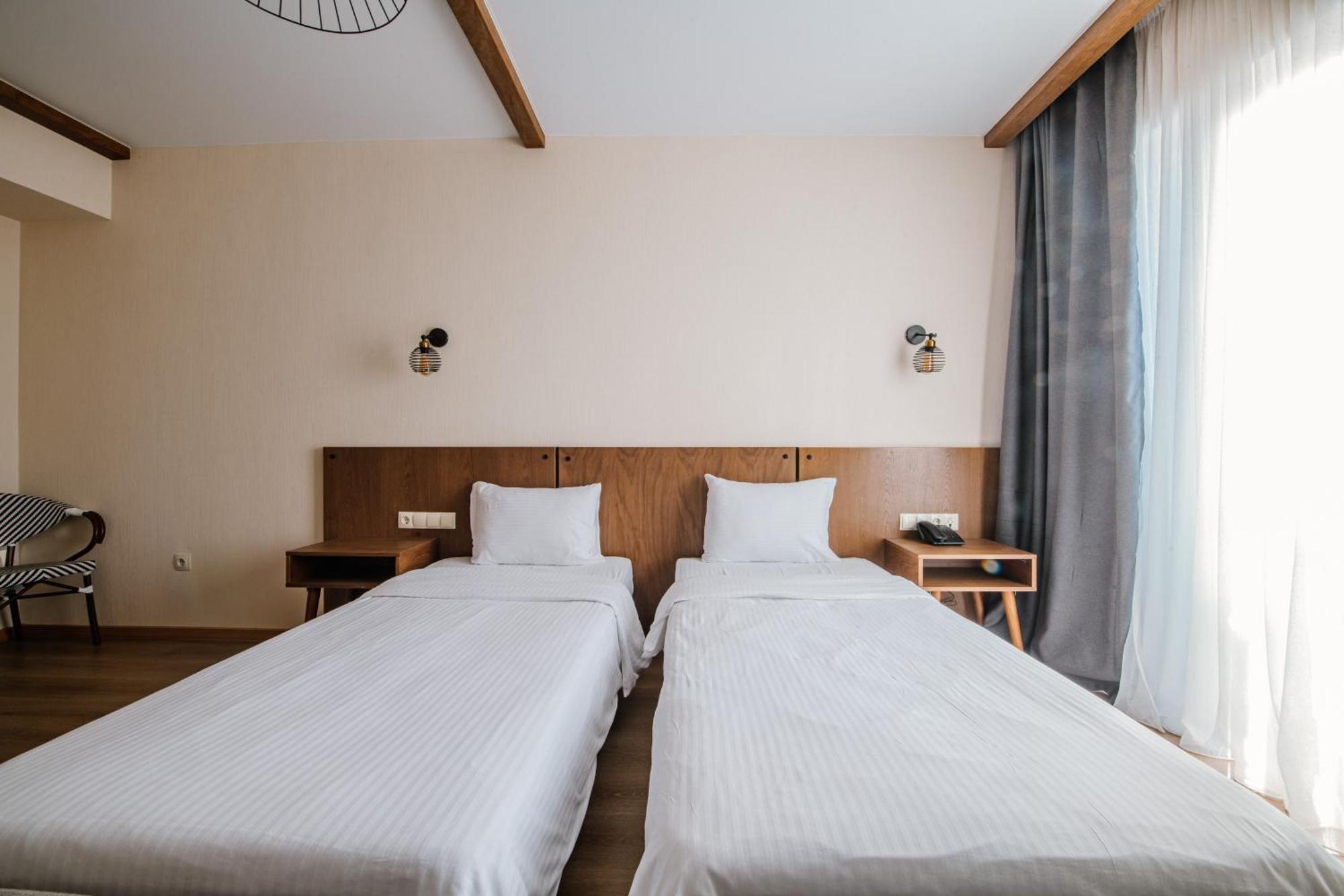 Large Double or Twin Room Annex