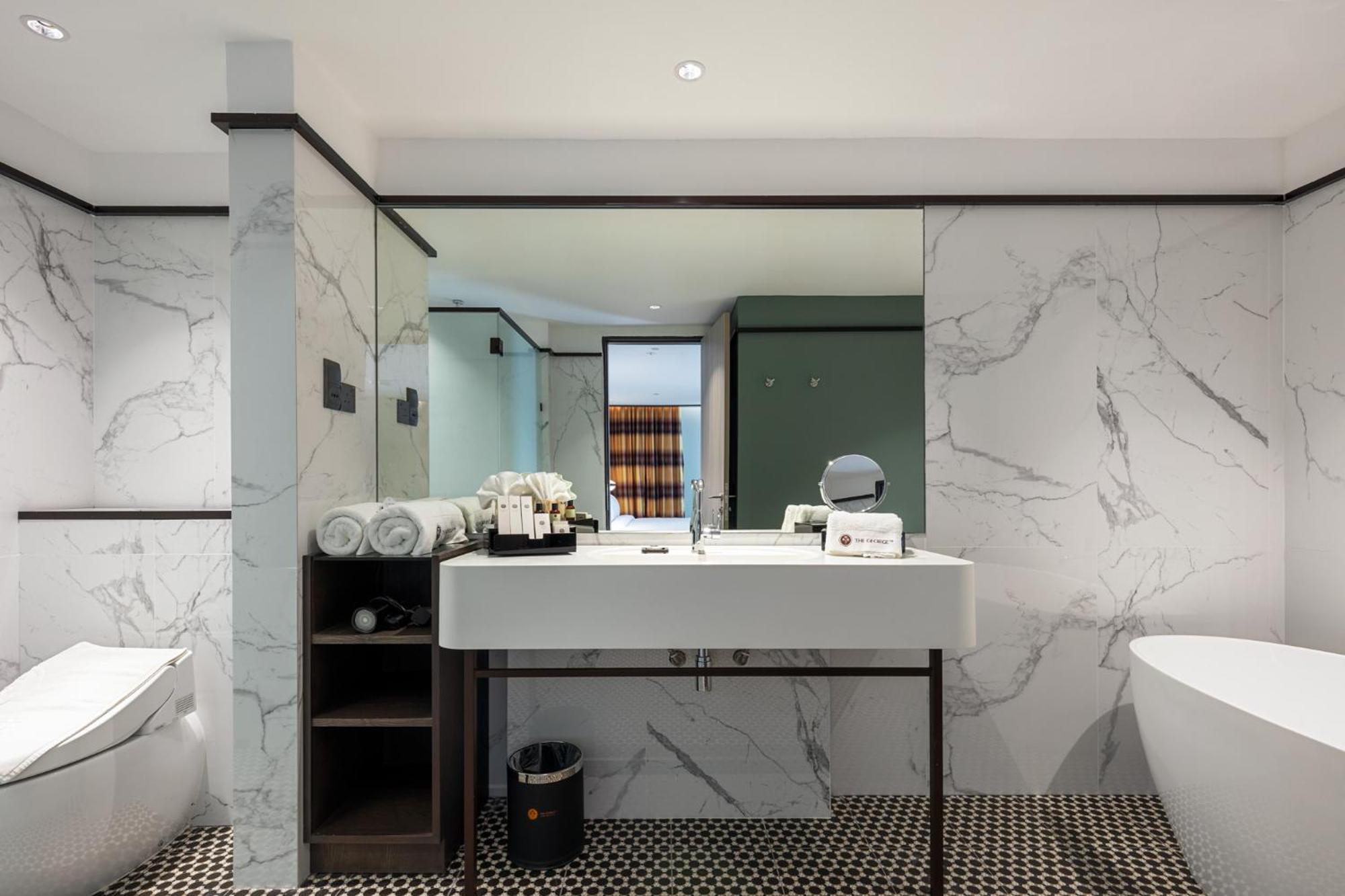 Premier Executive Suite 2N Complimentary Nyonya High-Tea till 15 June 2026,1766649270:JPEG