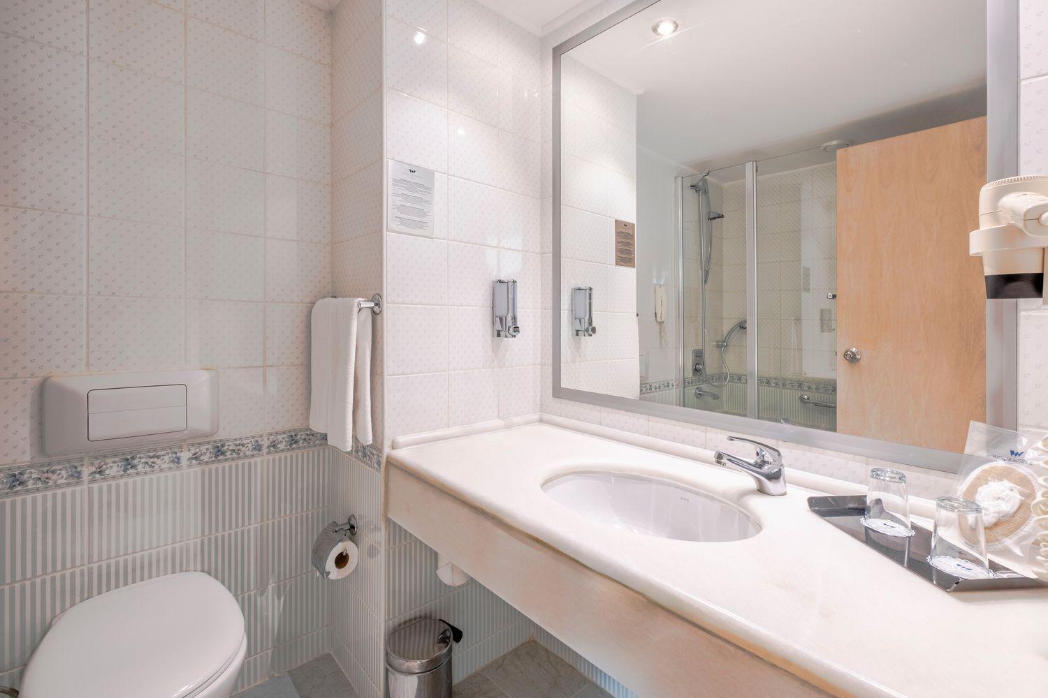 Triple Room Land View