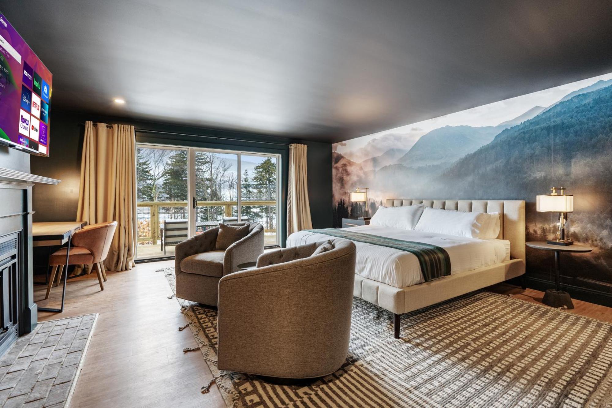 King Suite with Balcony