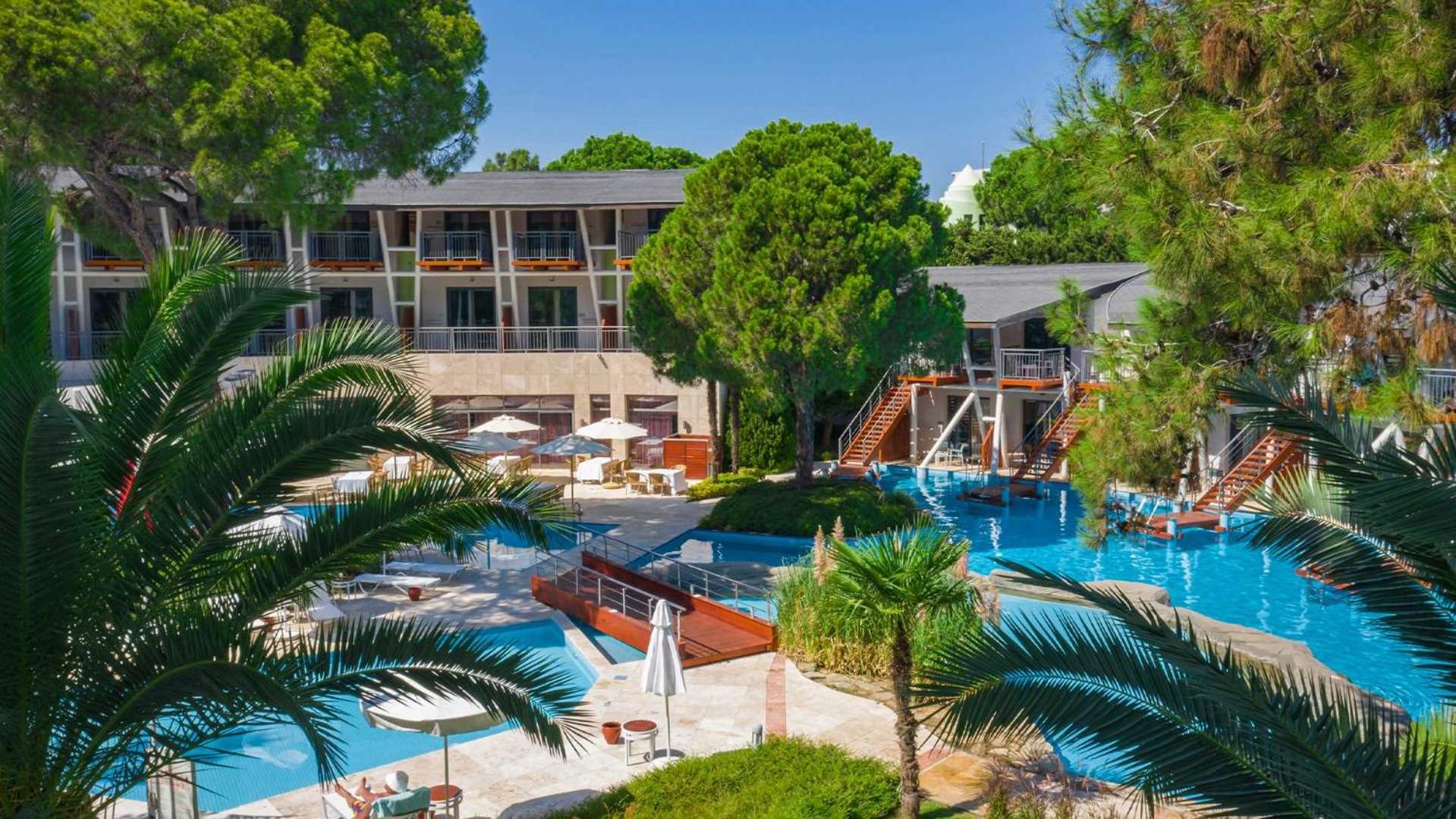 Junior Suite Pool View