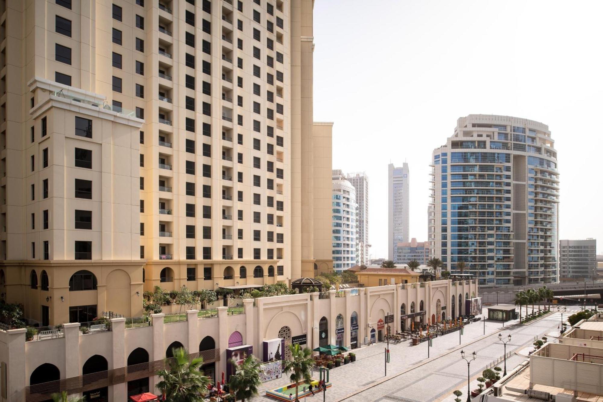 Deluxe King Room - JBR View, Private beach Access,1643141072:JPEG