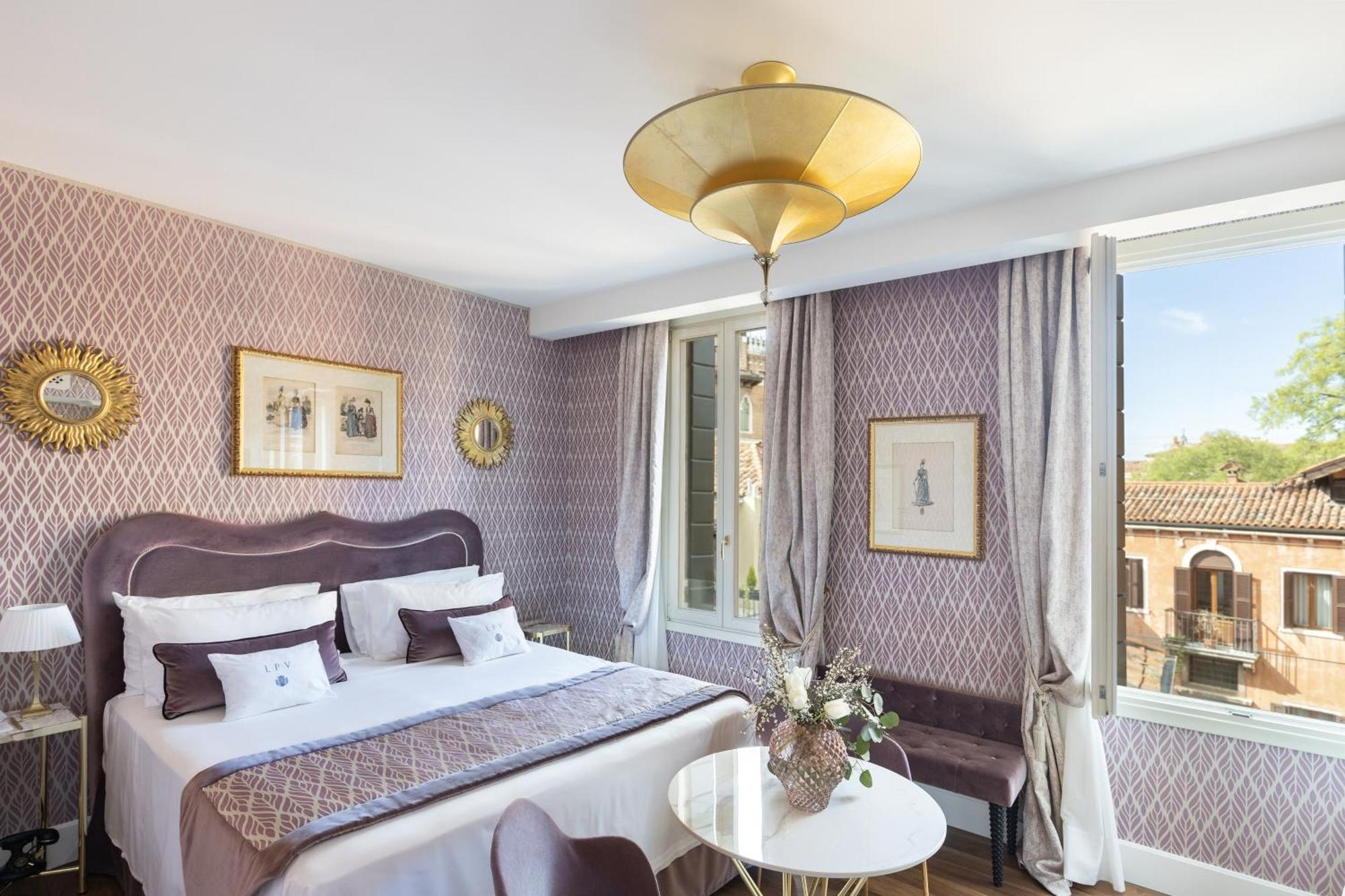 Classic Double or Twin Room City View