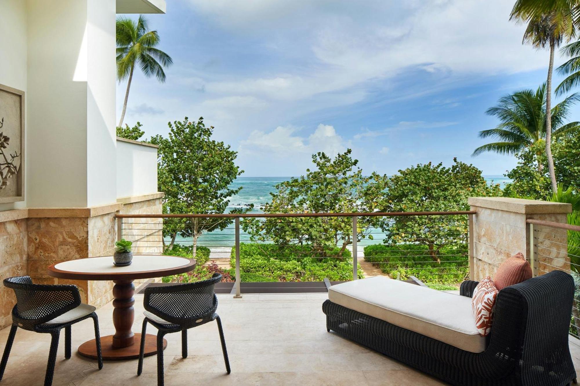 East Beach King Room Balcony – Second Floor