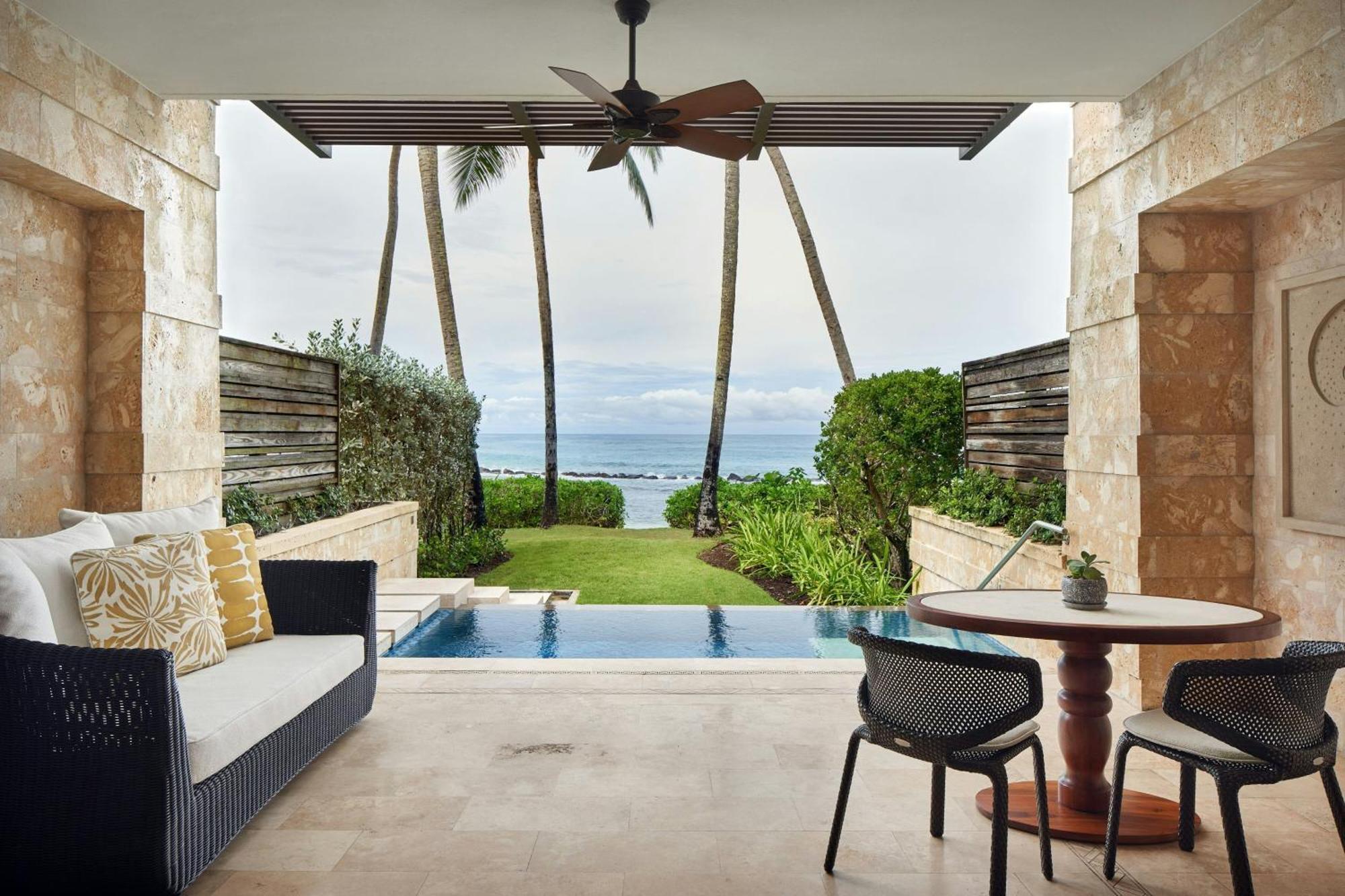 East Beach King Room Plunge Pool – First Floor