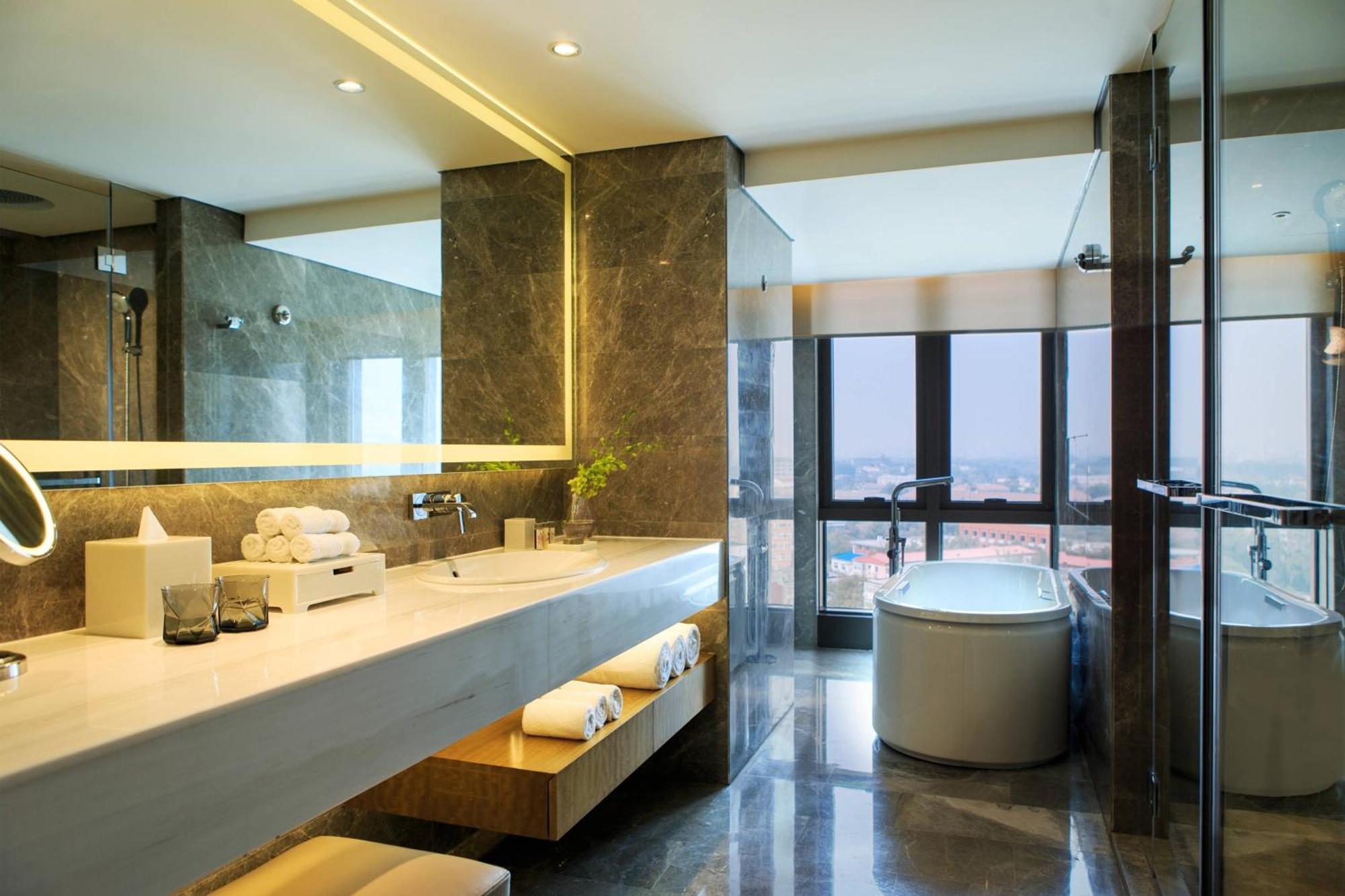 Club King Room with Lounge Access - Afternoon tea + Happy hour + Drink time,1643178206:JPEG