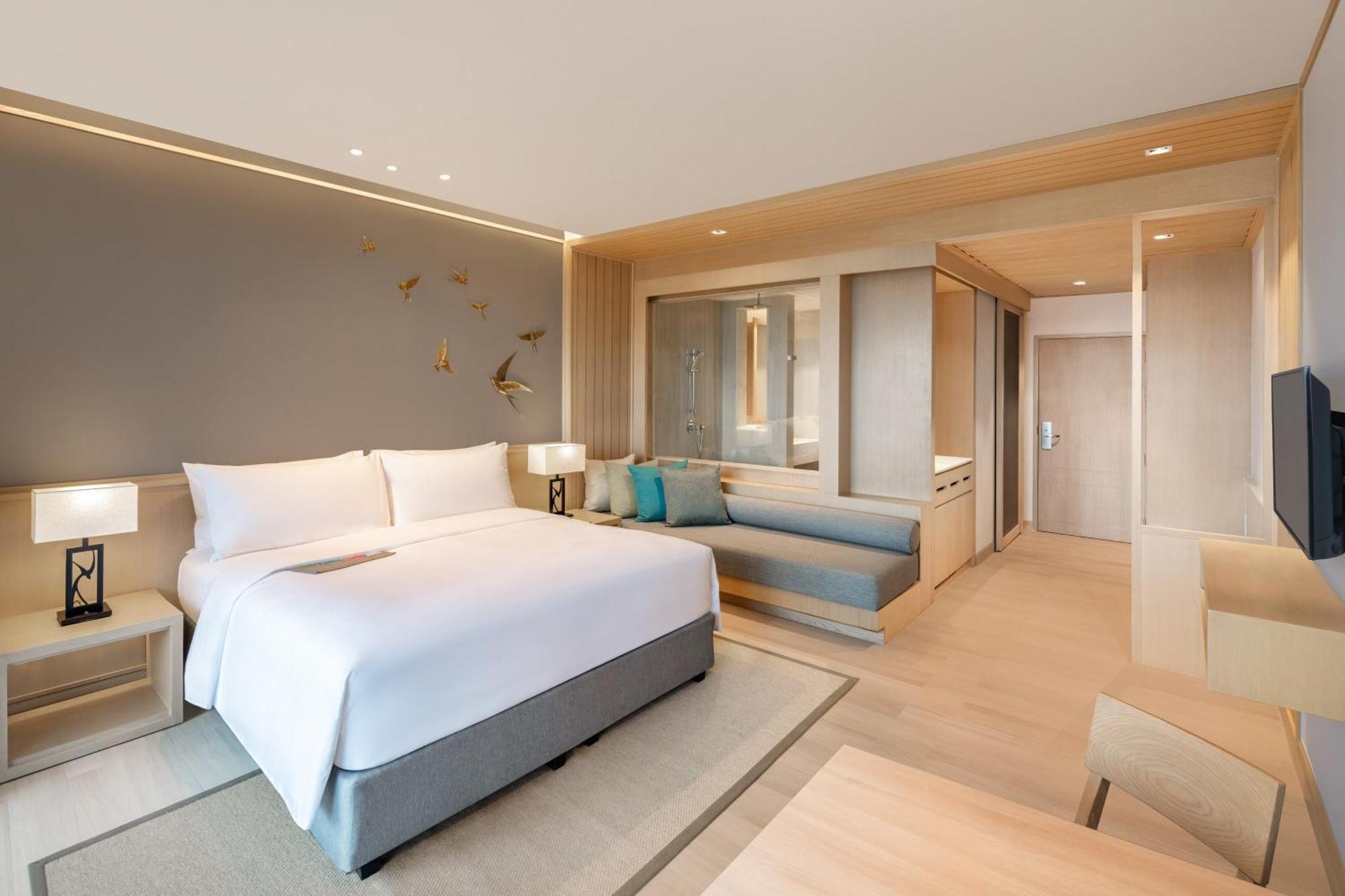 King Room with Pool View - Pool Access,1643188622:JPEG