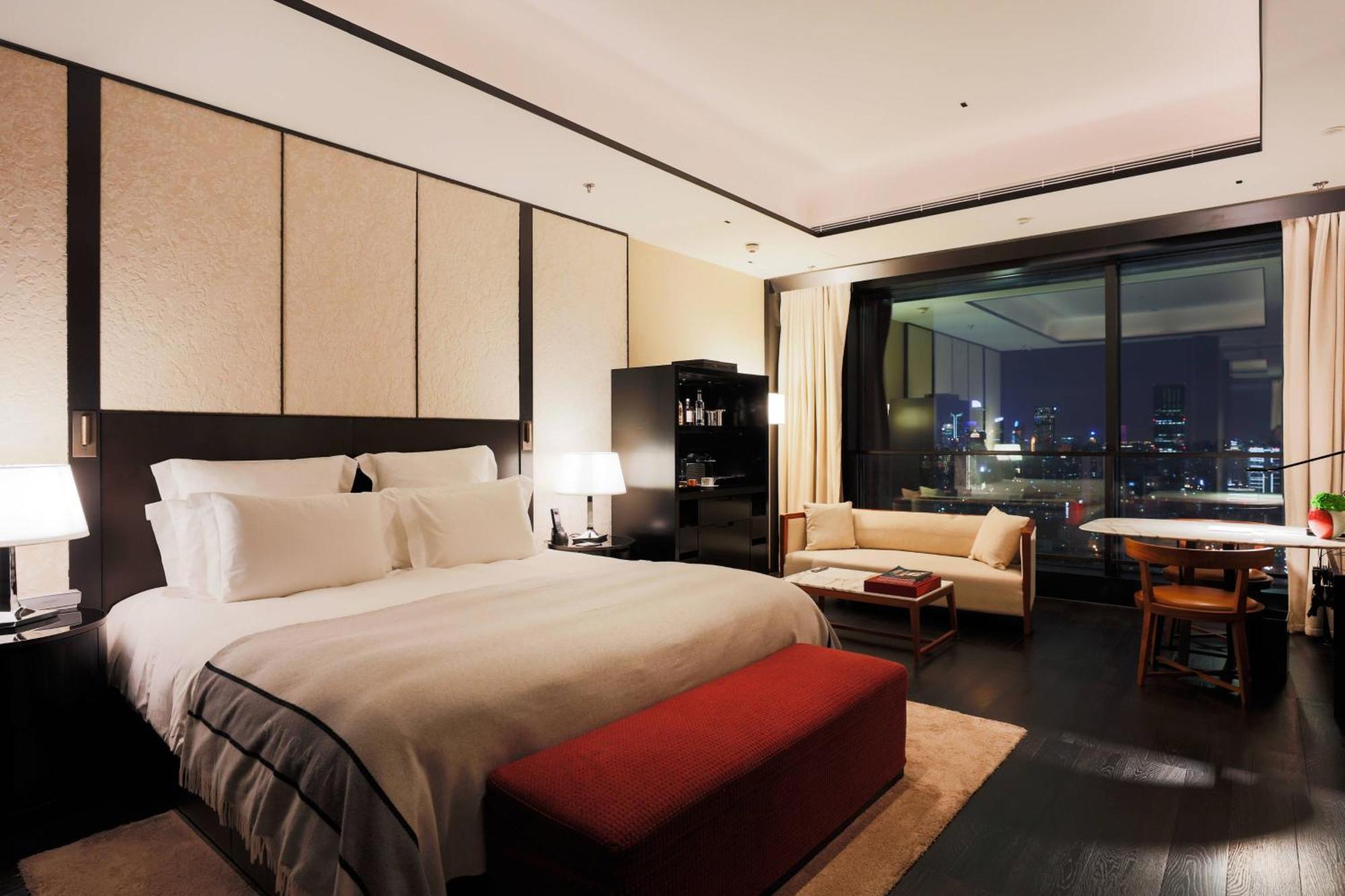 Superior City View Room