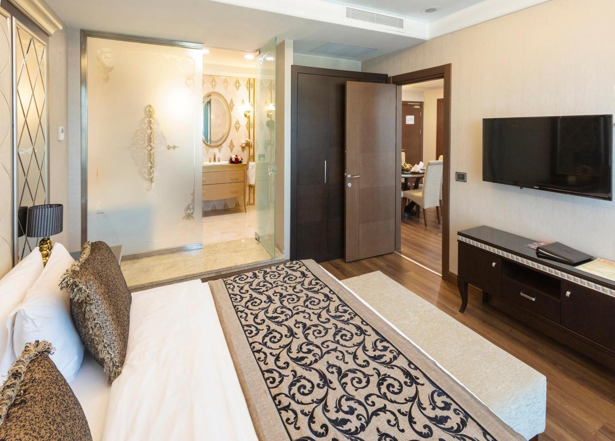 King Suite Sea View