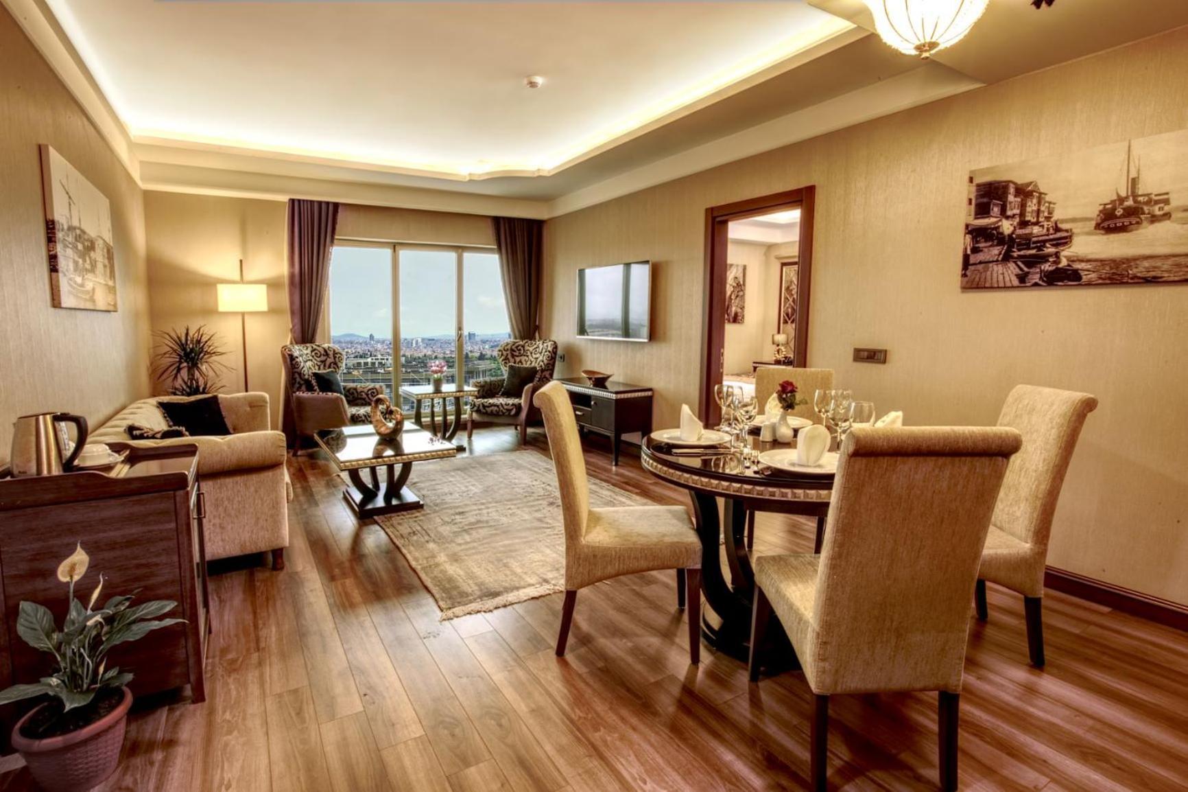King Suite Sea View