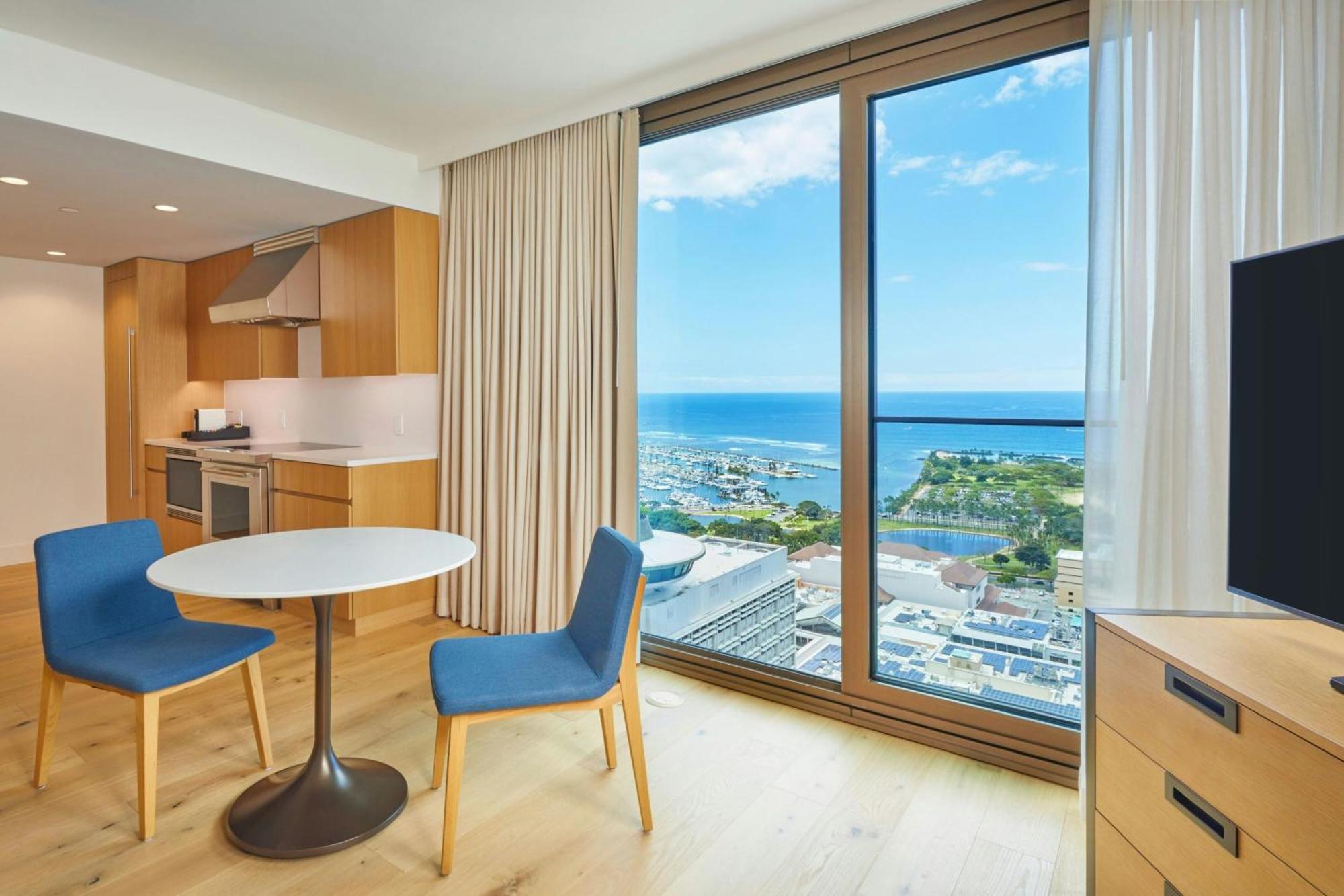 Premier One-Bedroom King Suite Ocean View