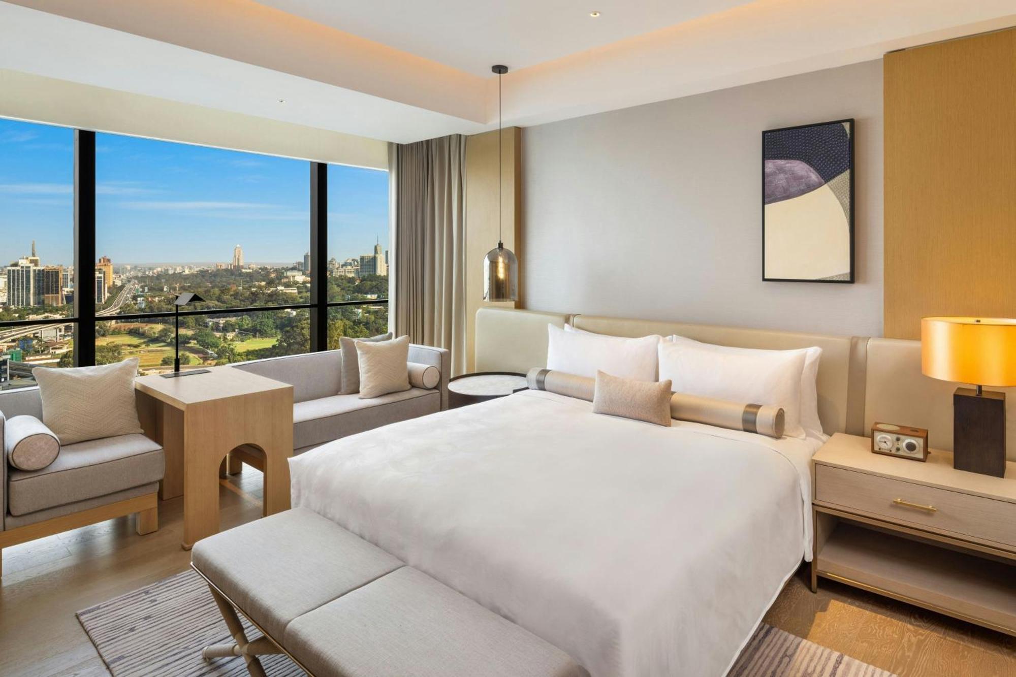 One-Bedroom Junior King Suite