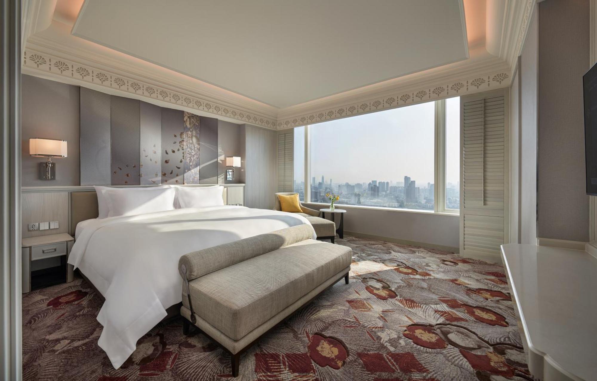Executive Suite King