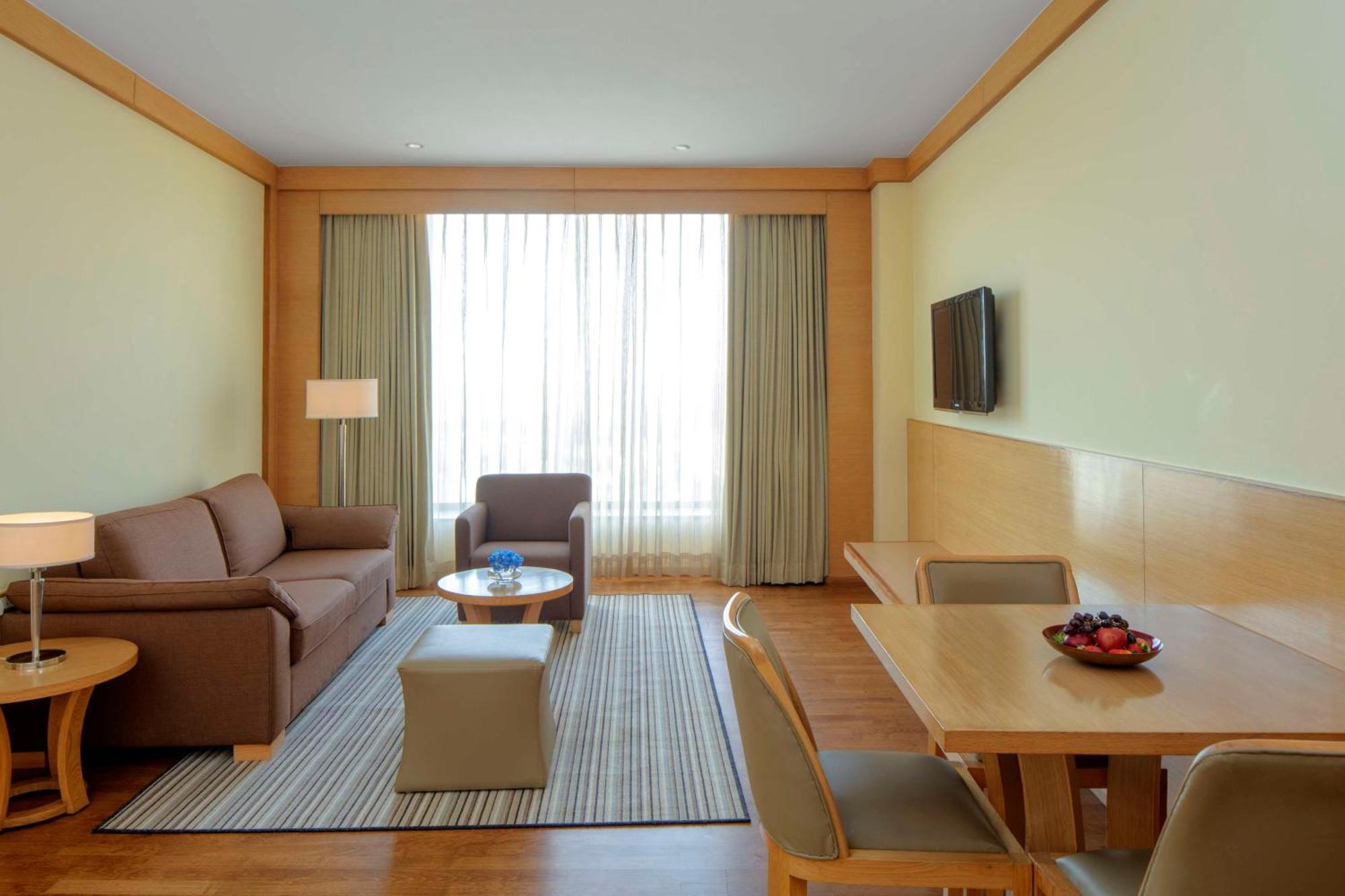 Executive Suite Sofa Cum Bed on Food & Soft Beverage