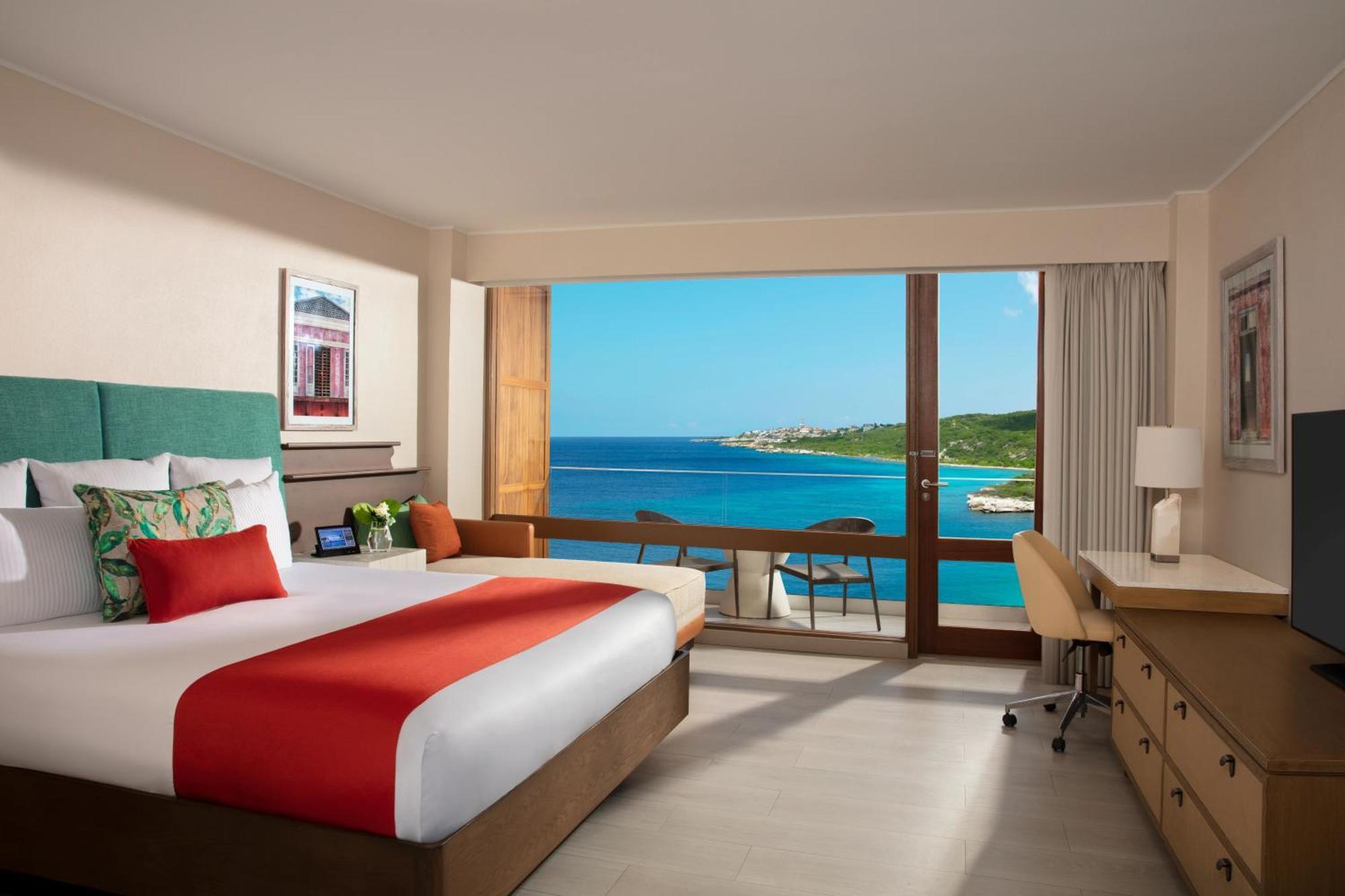 Preferred Club Deluxe Ocean View King