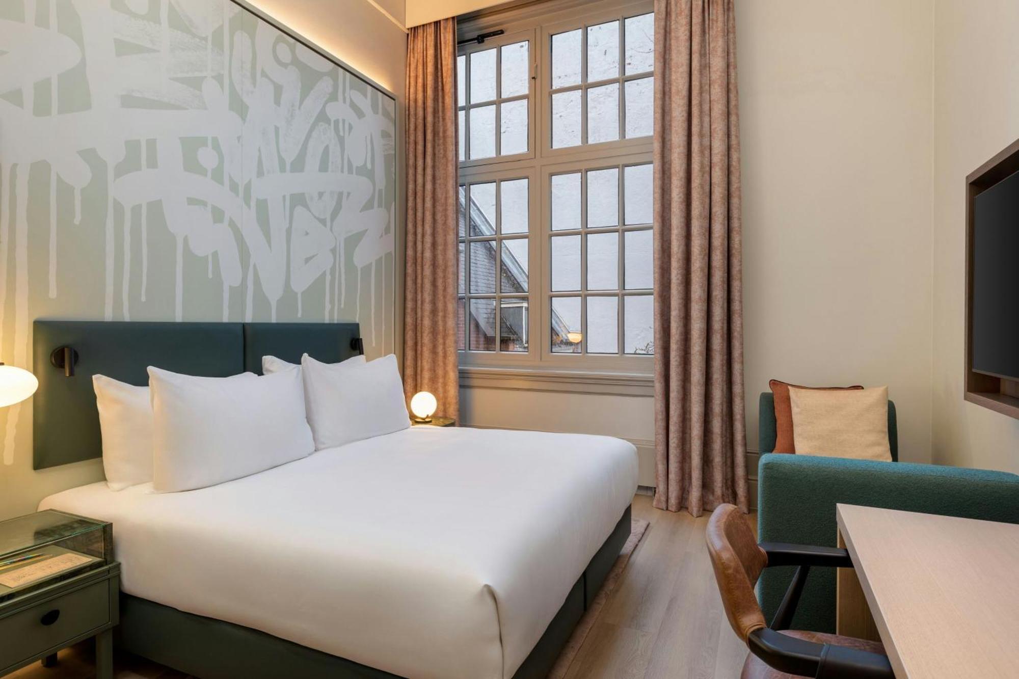 Superior Queen Room