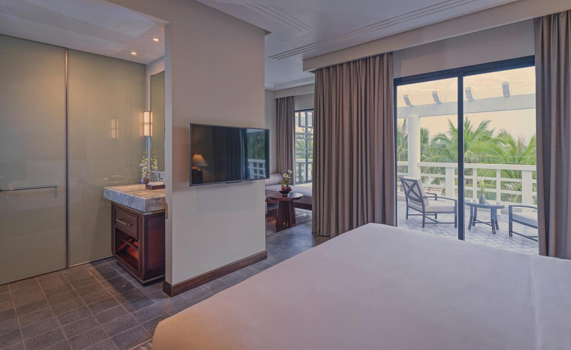 Deluxe King Room with River View,1645661145:JPEG