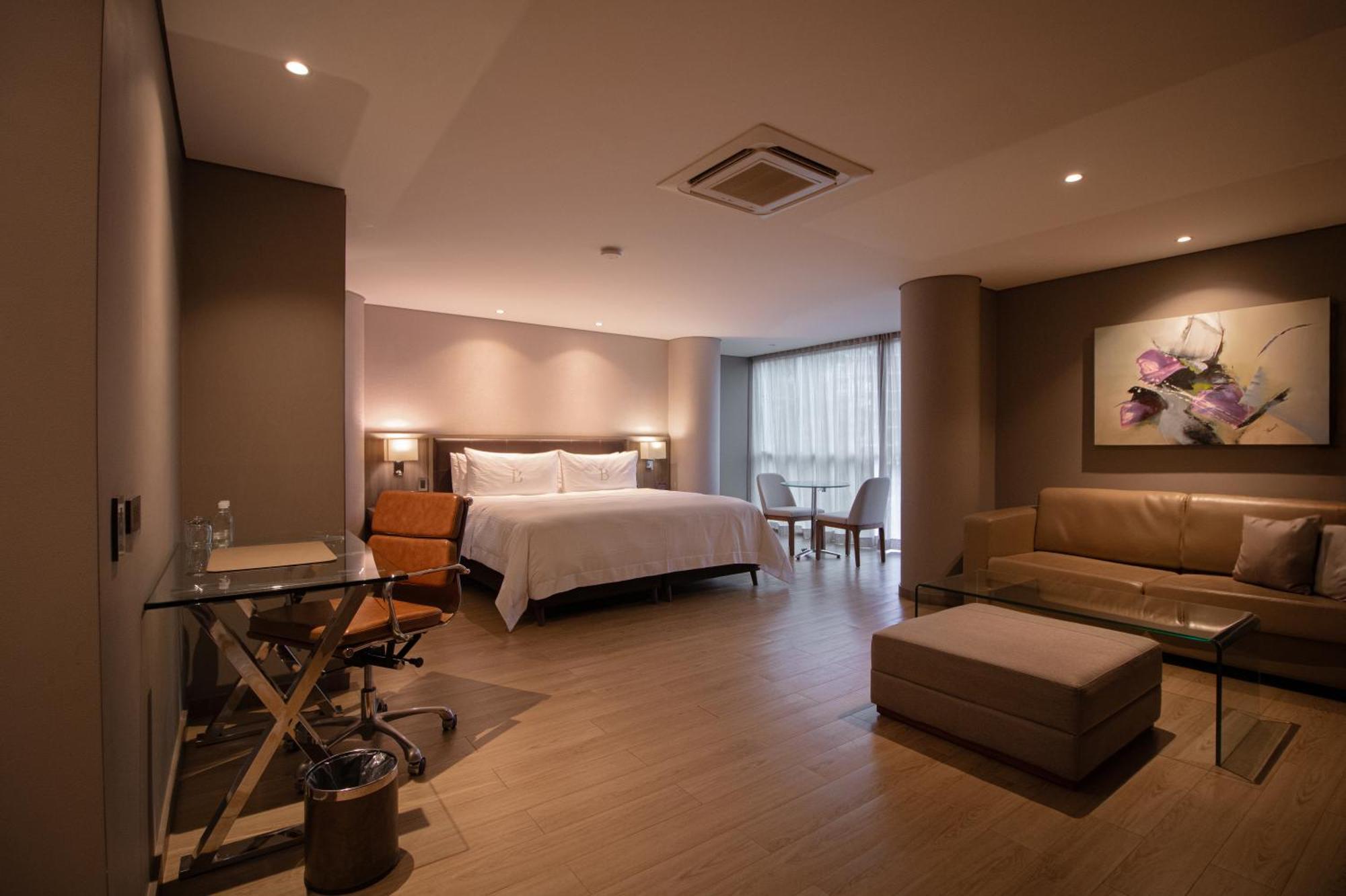 Junior Suite Deluxe,1645684764:JPEG