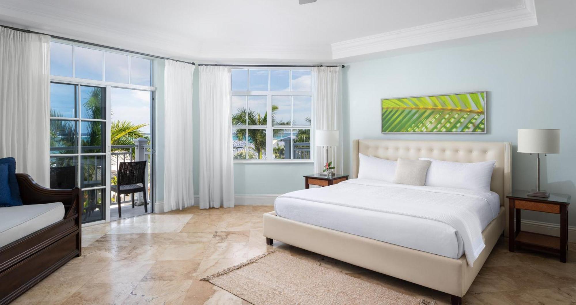Key West Grande Luxe Concierge Room