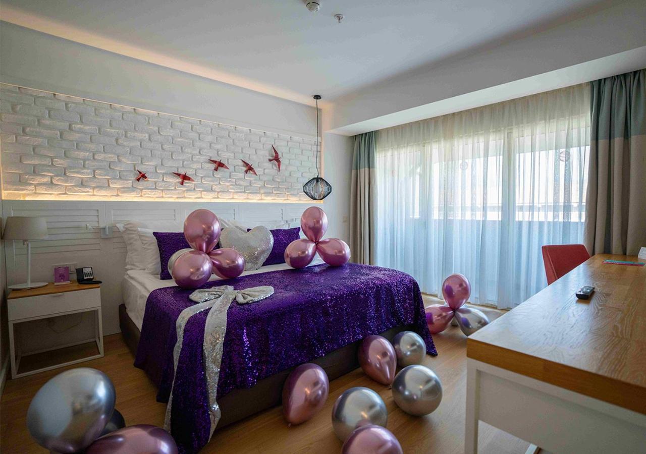 Honeymoon Zimmer