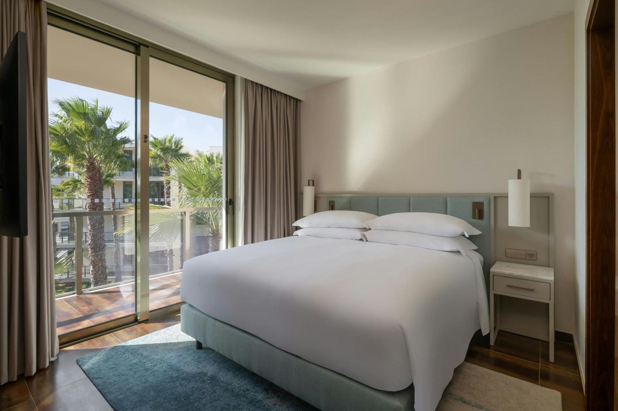 Suite met 3 Slaapkamers en Balkon