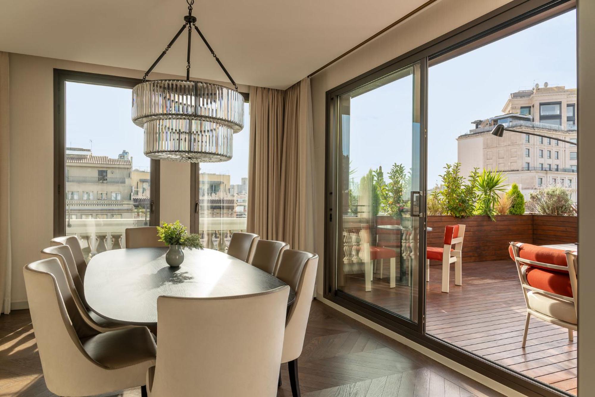 Penthouse Suite