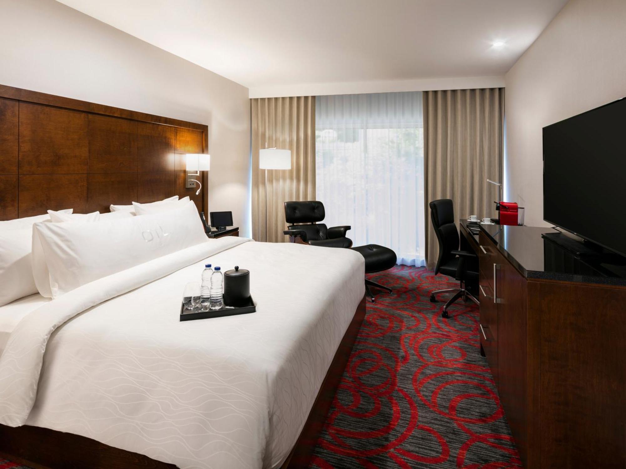 Deluxe King Room,1646940677:JPEG