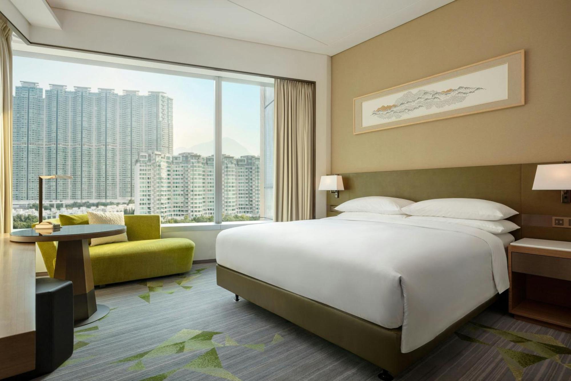 Deluxe King Room