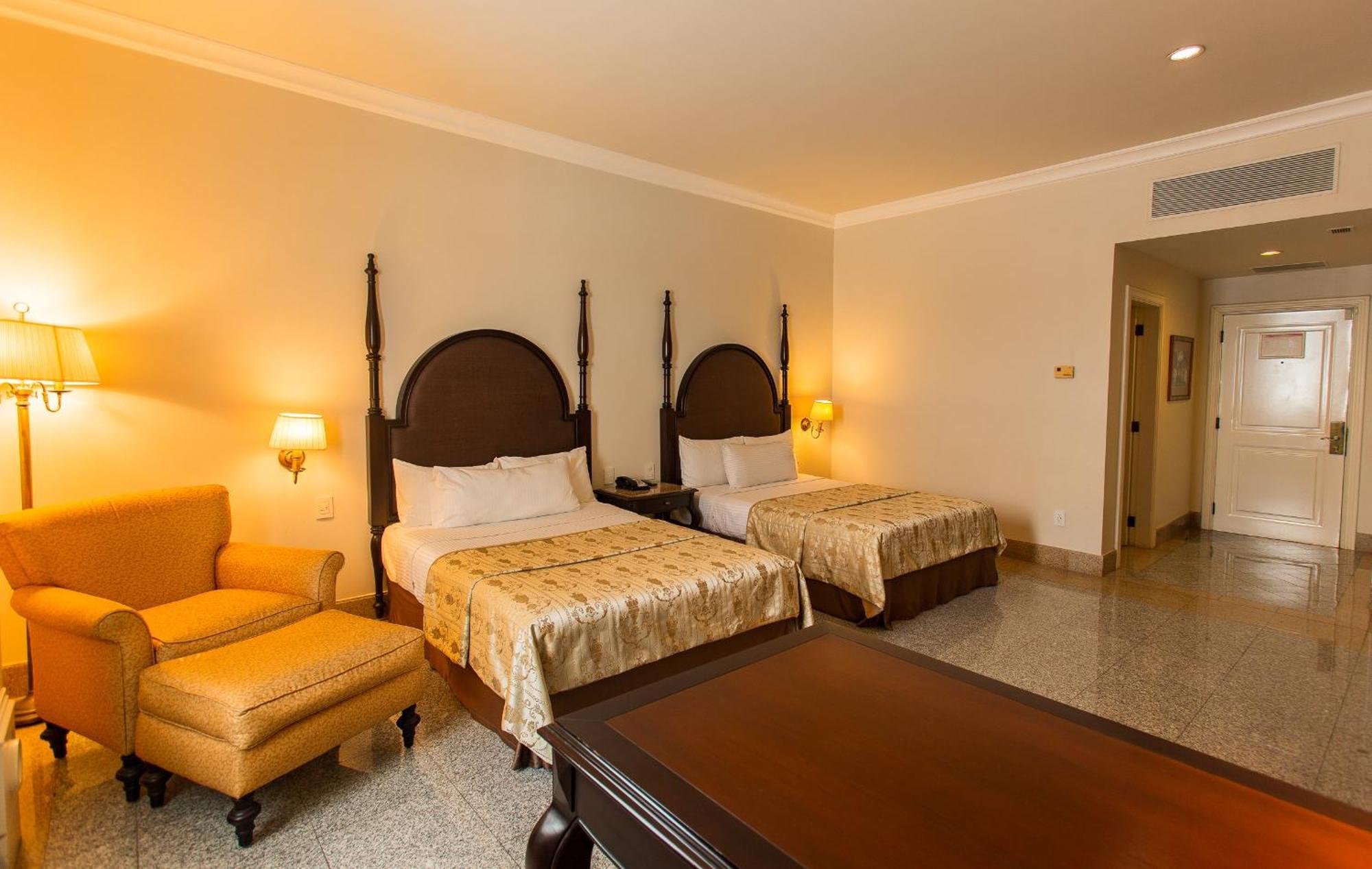 Classic Suite Two Double Beds Non Smoking