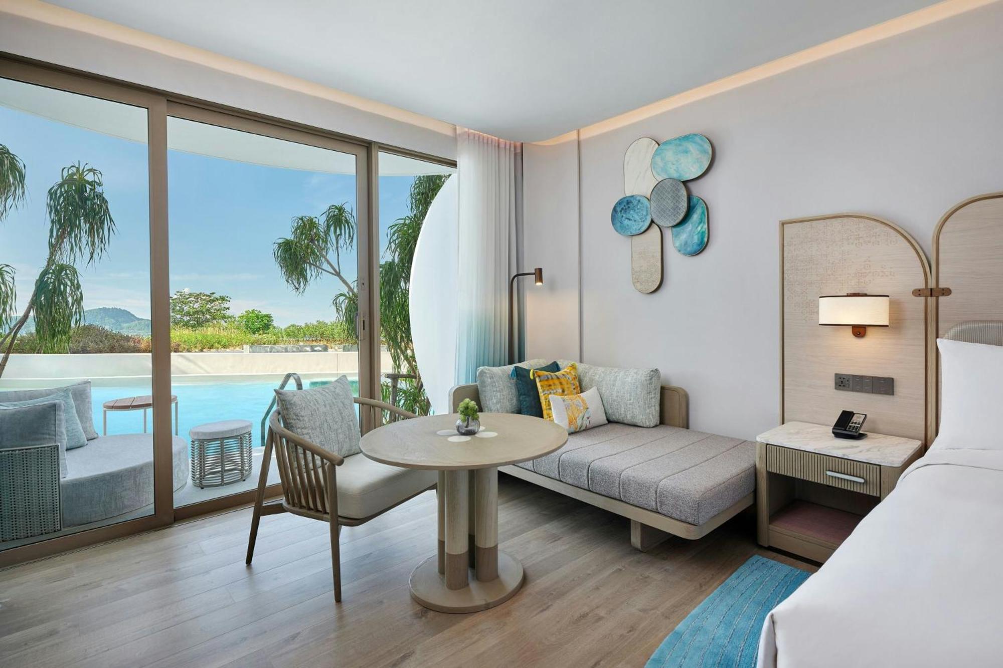King Room Pool Access Balcony Ocean View
