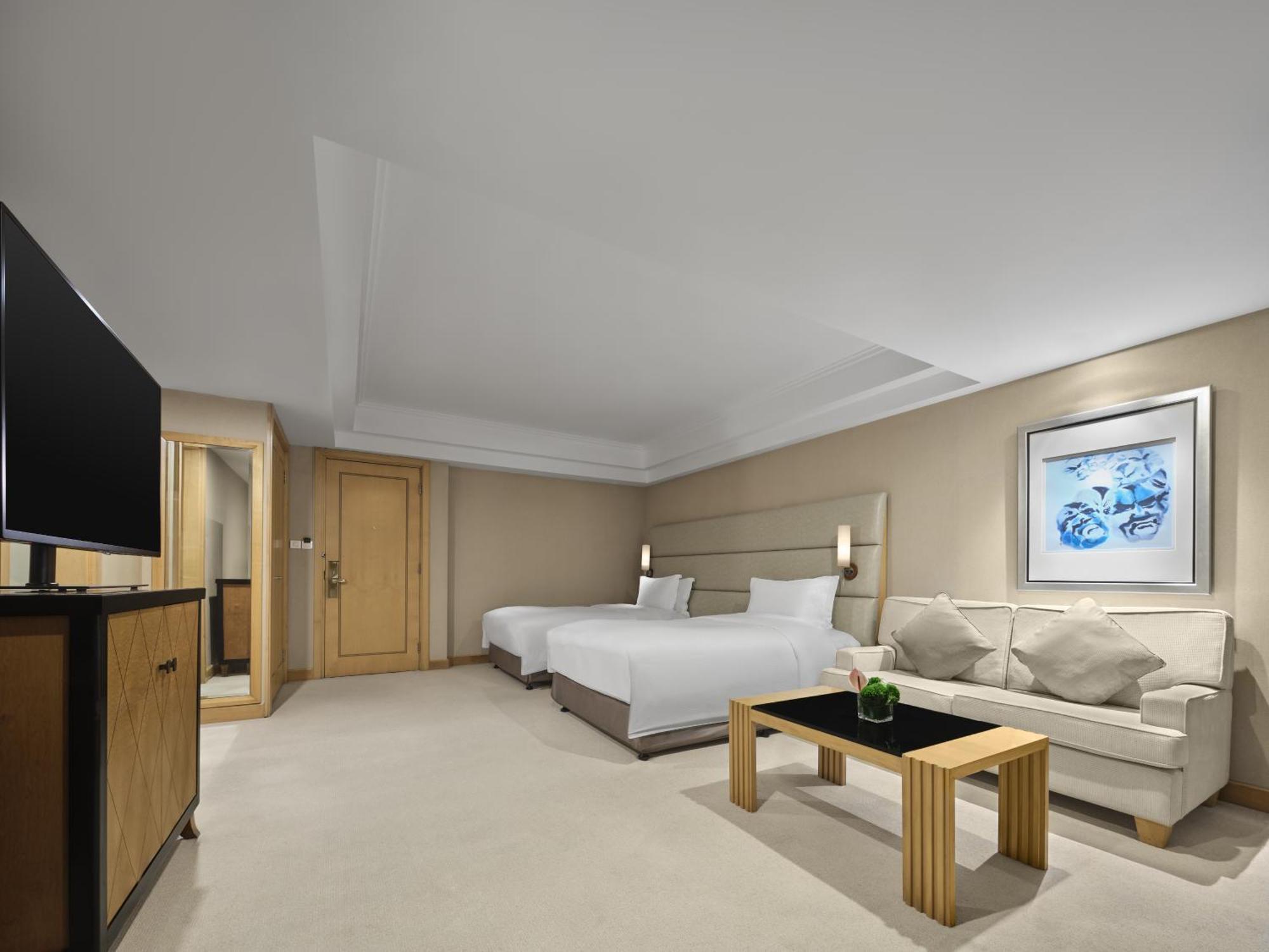 City View Room Two Twin Beds
