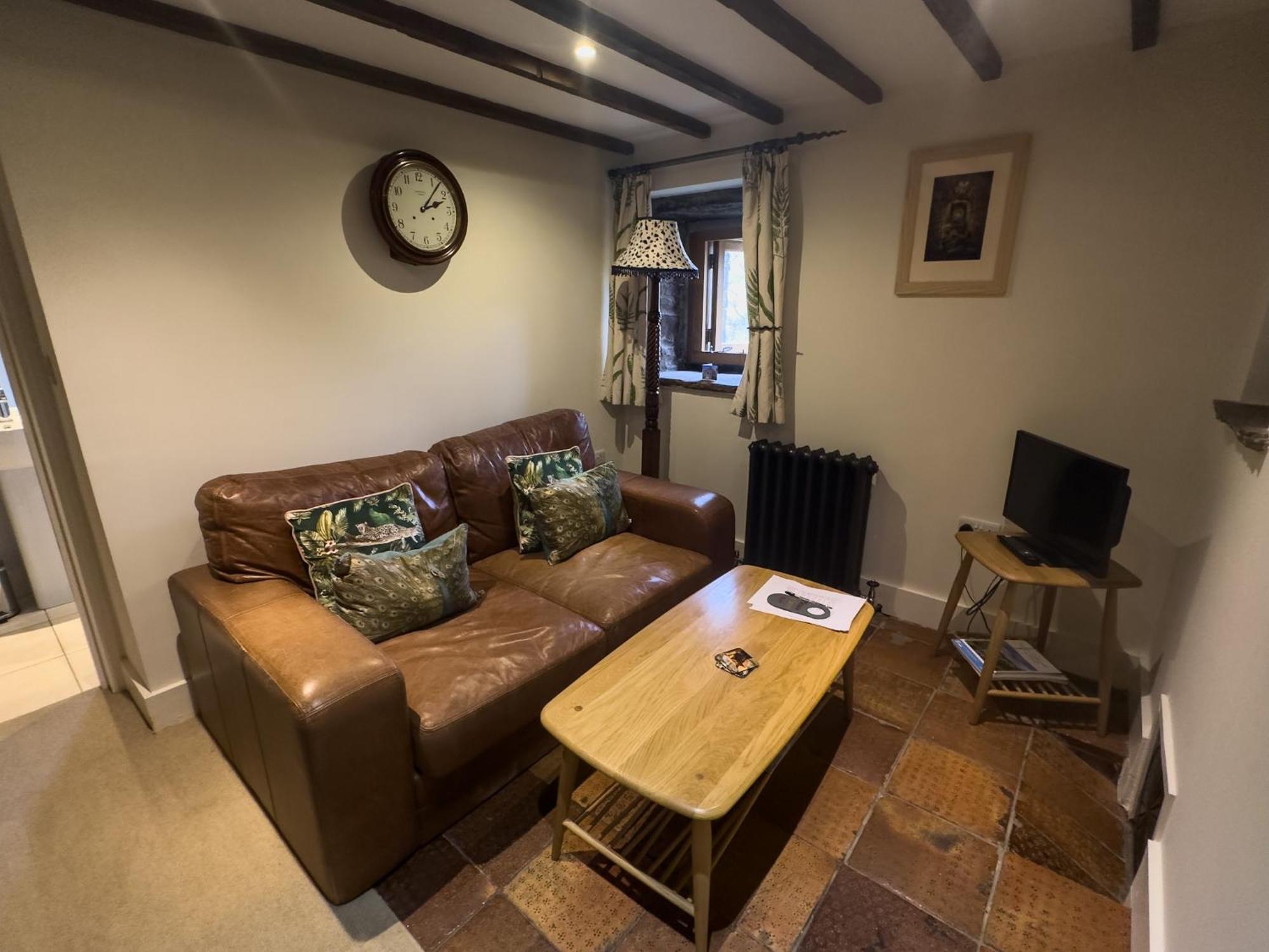 Deluxe King Suite