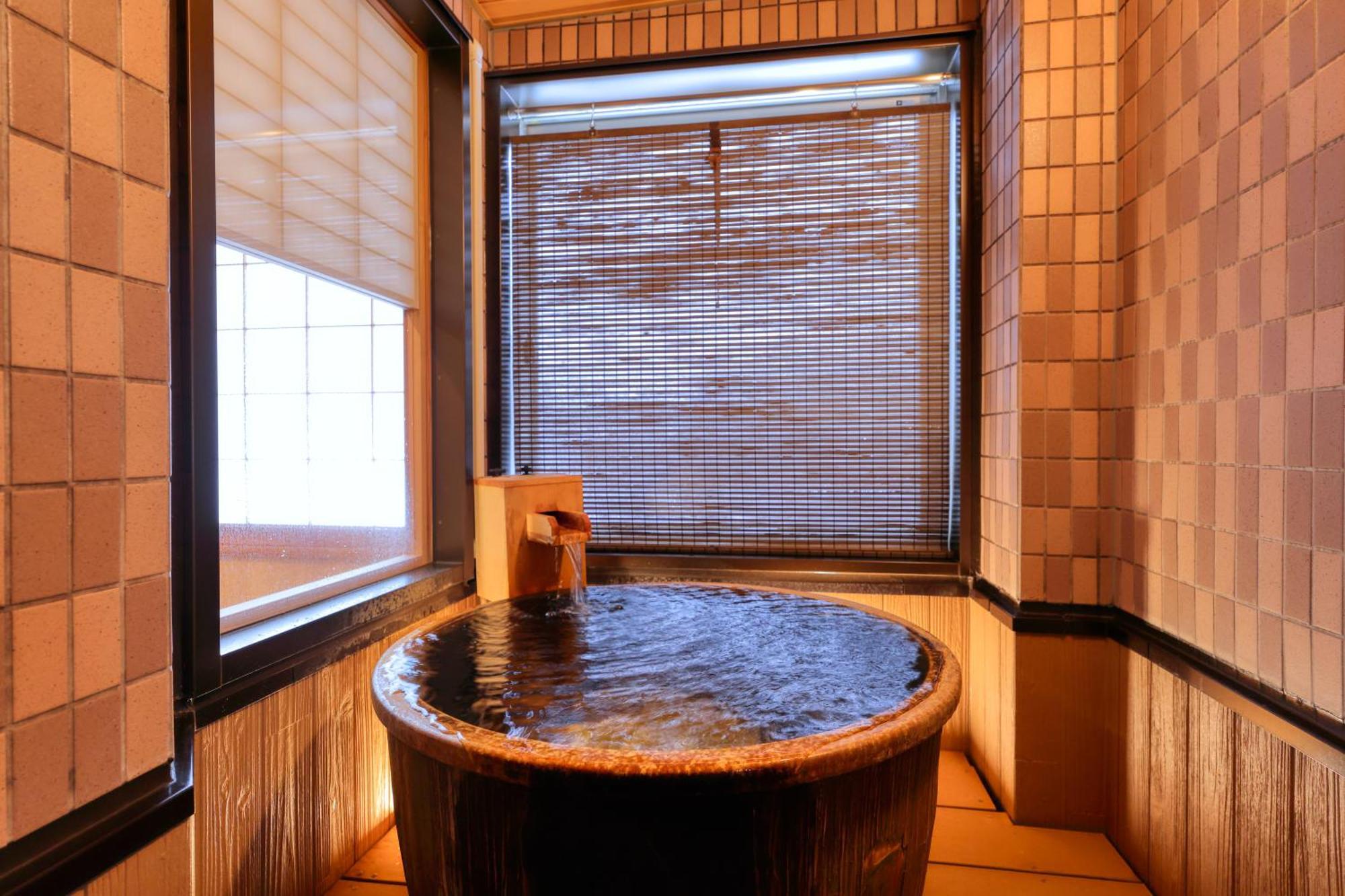 Renovated Japanese-Western Style Room Hot Spring Private Bath 45 sqm