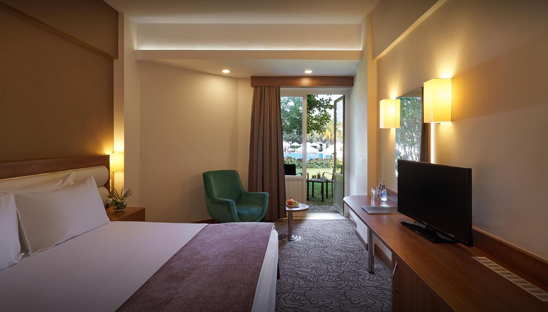 Standard Double or Twin Room,1216516906:JPEG