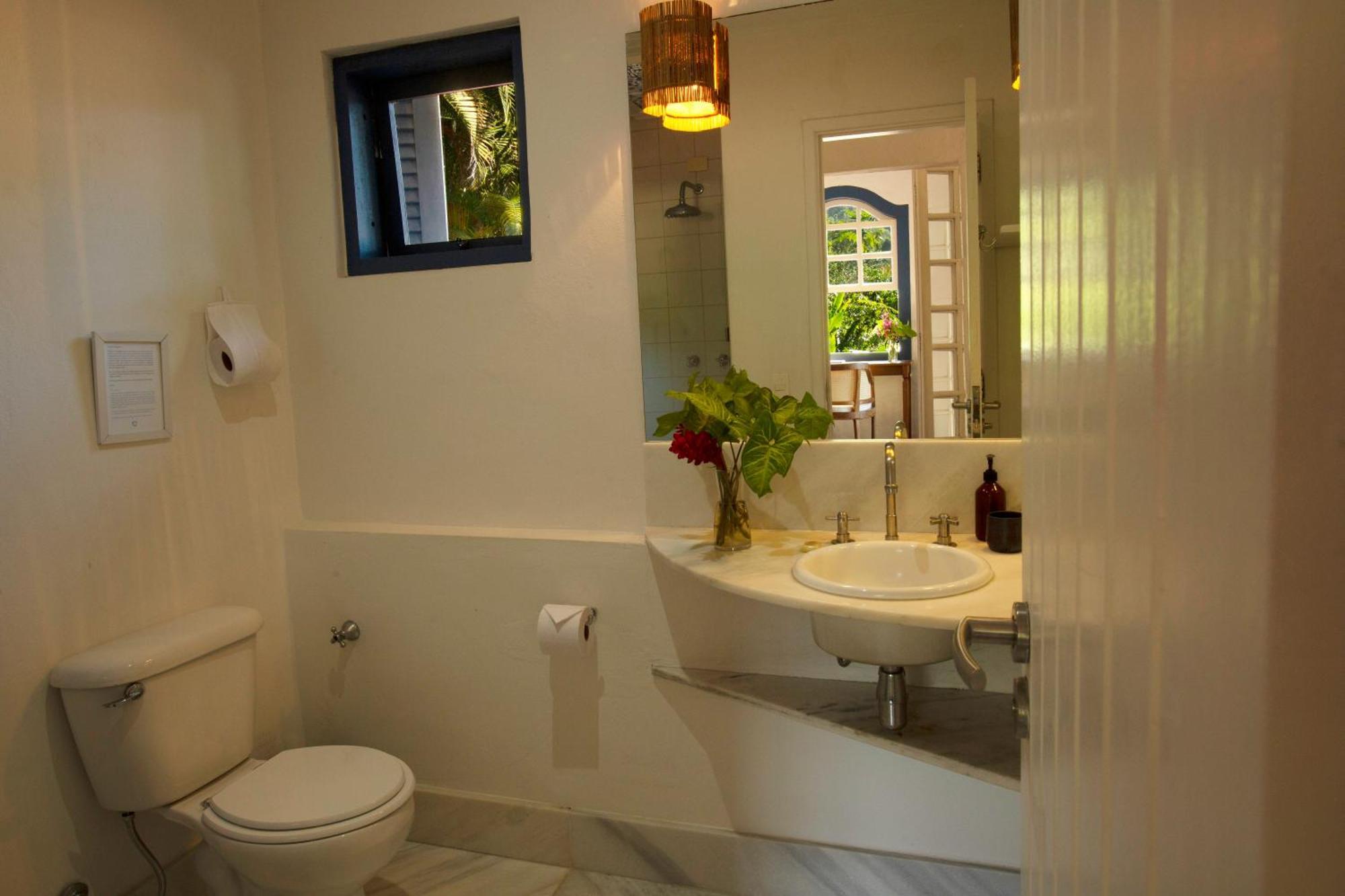 Deluxe Suite with Sea View