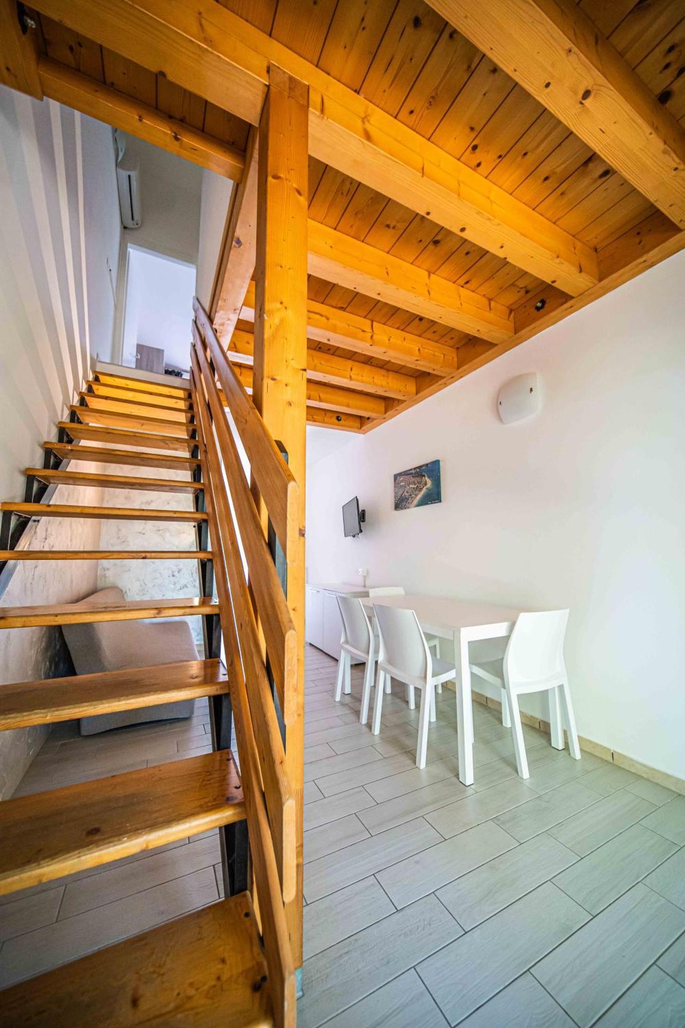 Apartment Split Level