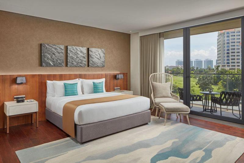 Premier Room