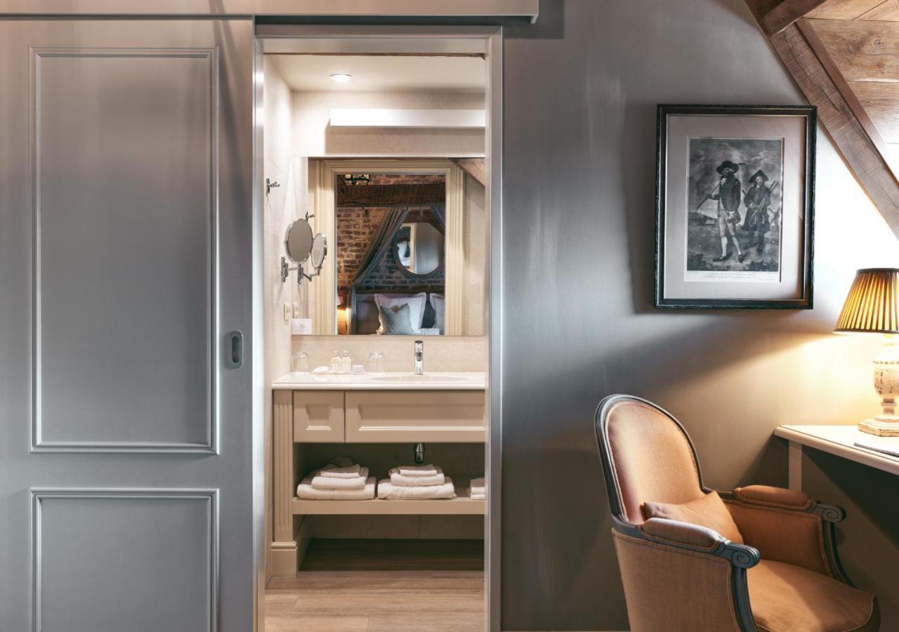 Luxury Room,1651802604:JPEG