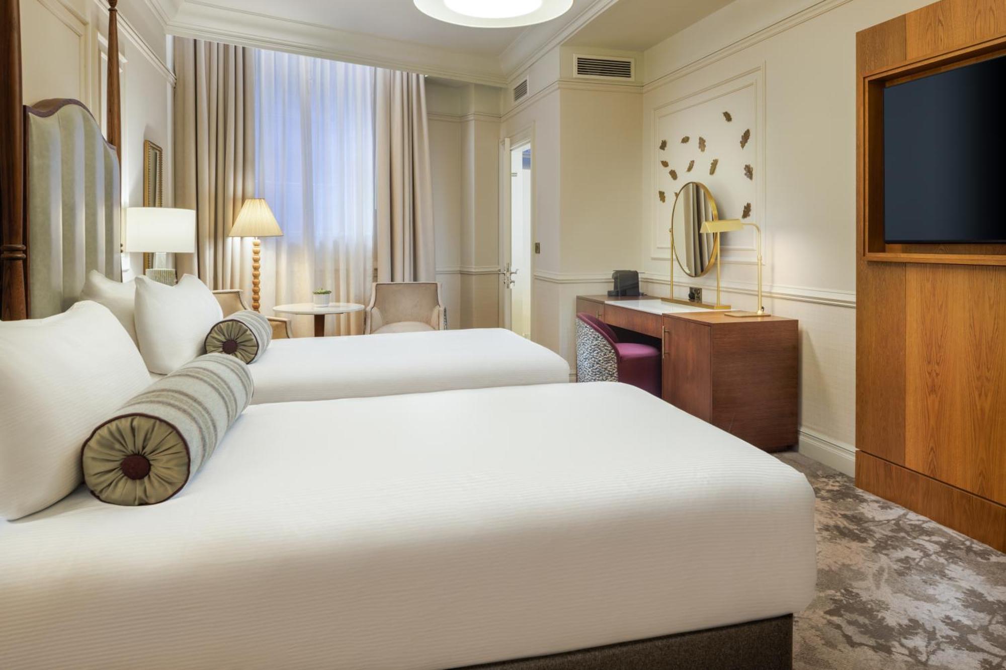 Premier Twin Room
